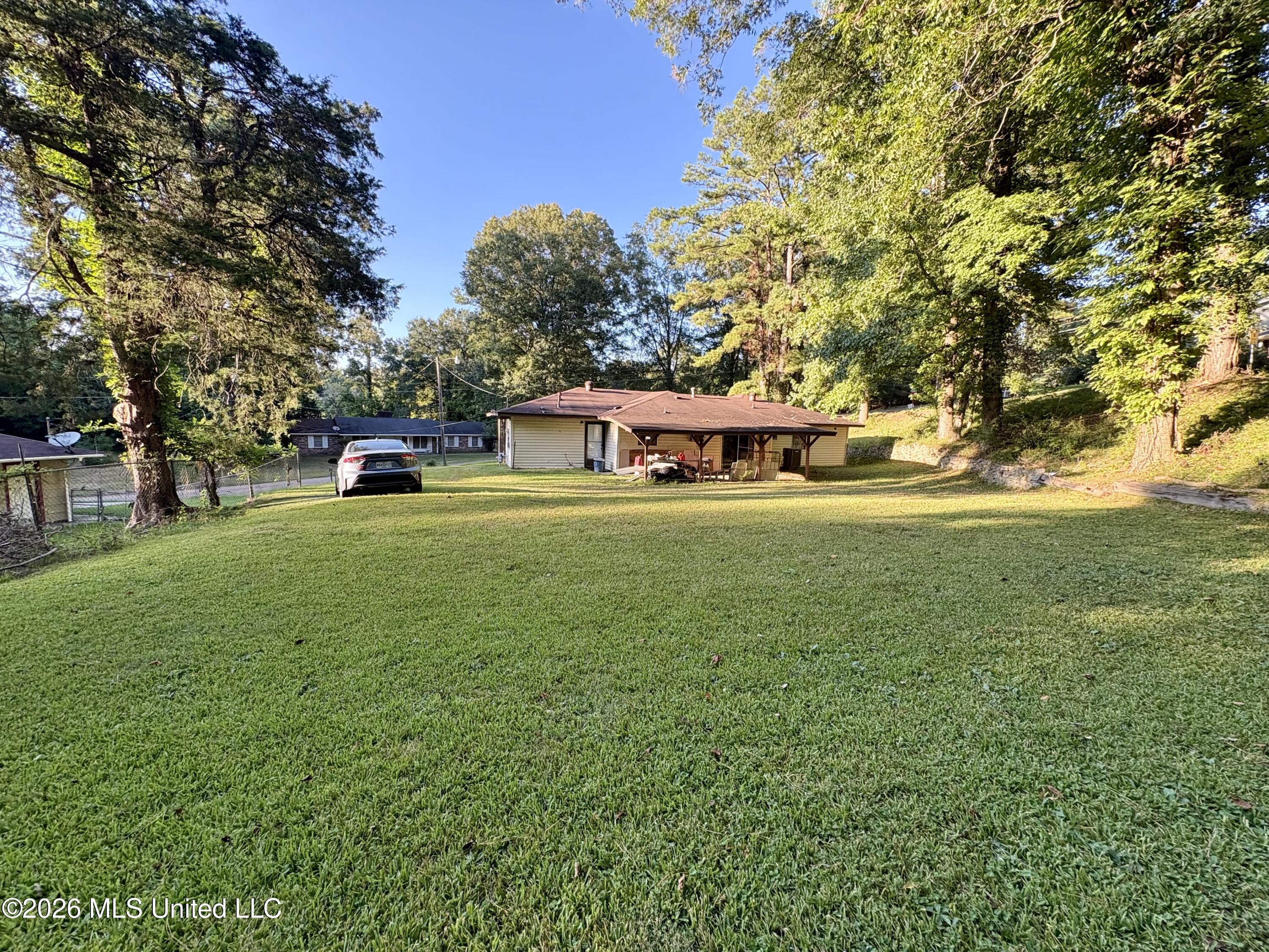 111 Moonmist Drive Property Photo 20