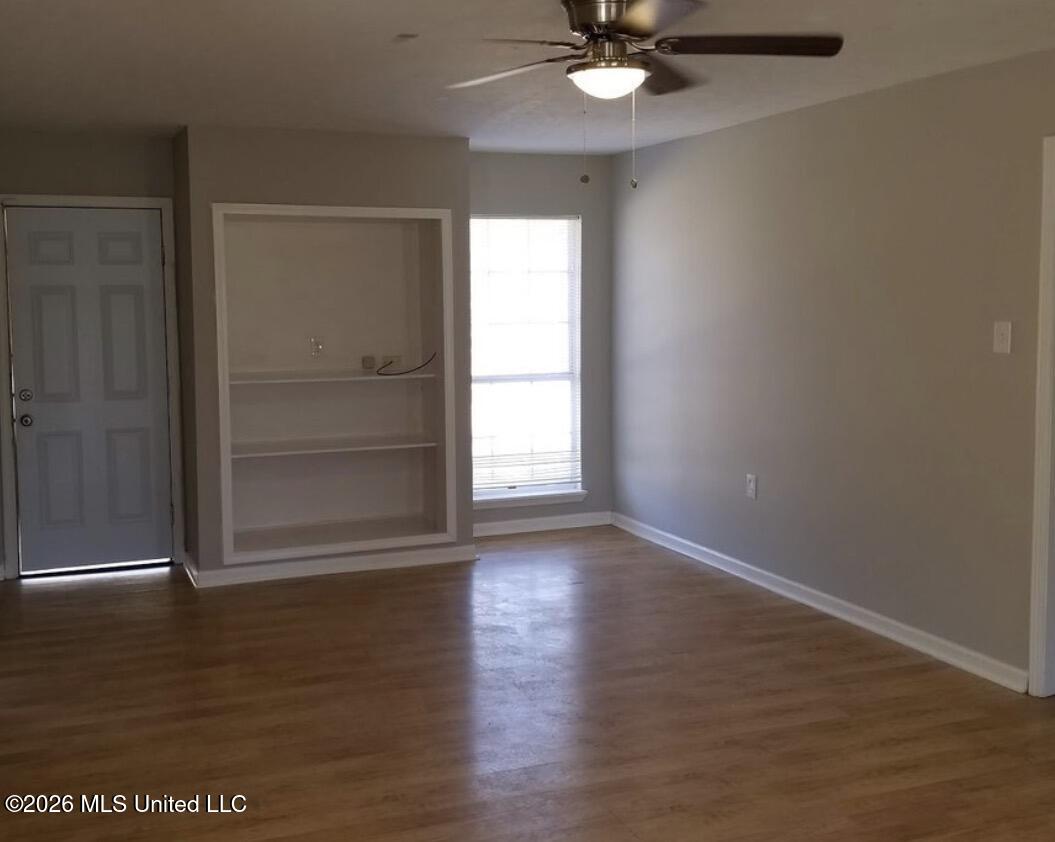 314 N Canton Club Circle Property Photo 7