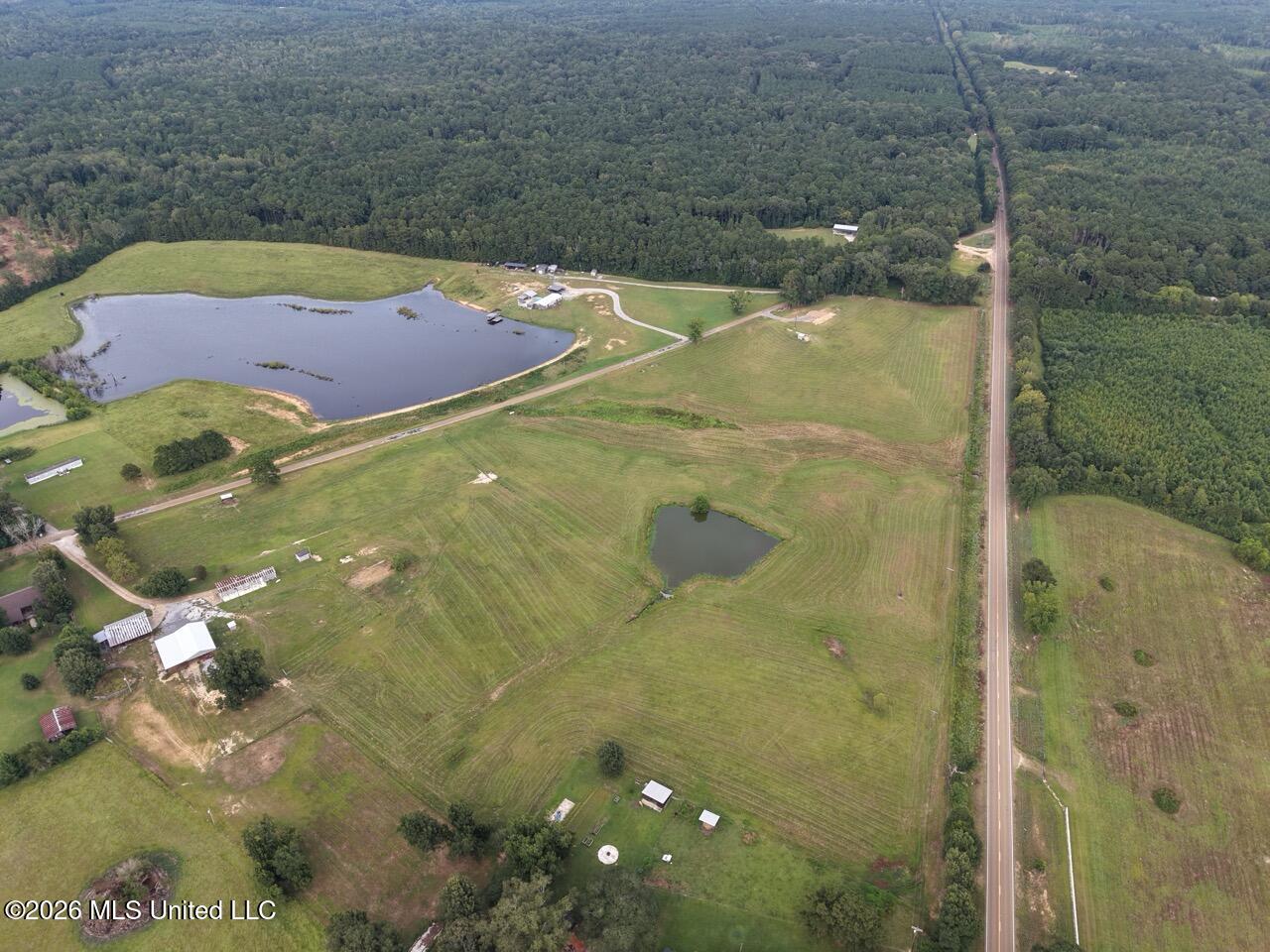 8007 Old Highway 24 Property Photo 14