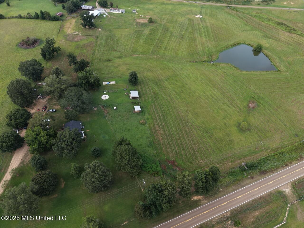 8007 Old Highway 24 Property Photo 15