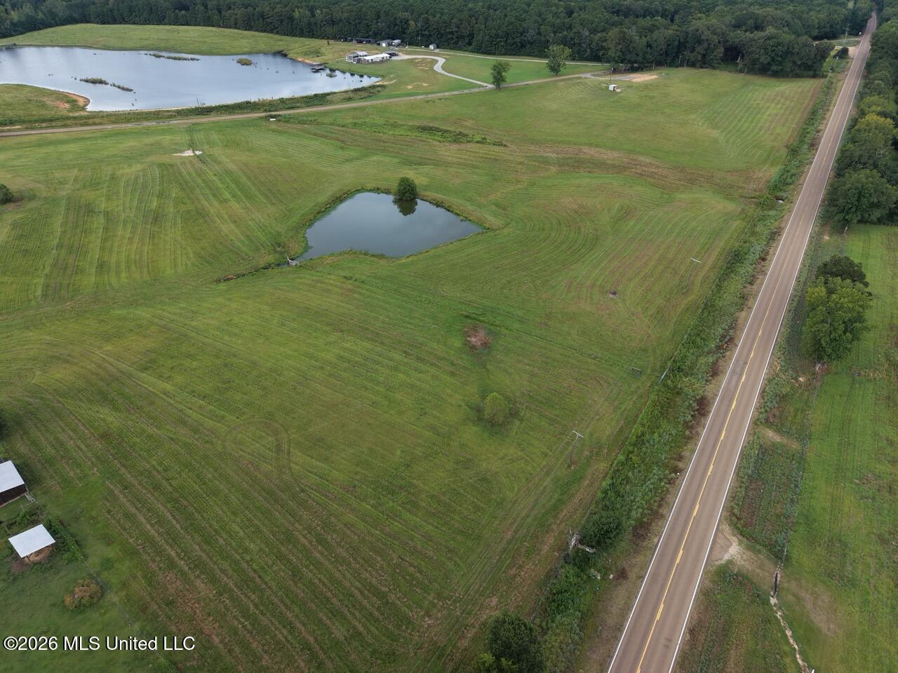 8007 Old Highway 24 Property Photo 16