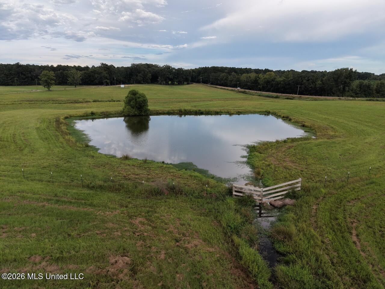 8007 Old Highway 24 Property Photo 17