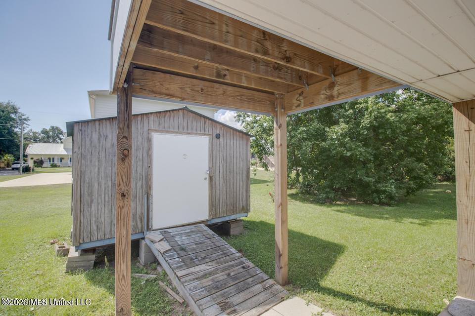 105 Hayden Avenue Property Photo 20