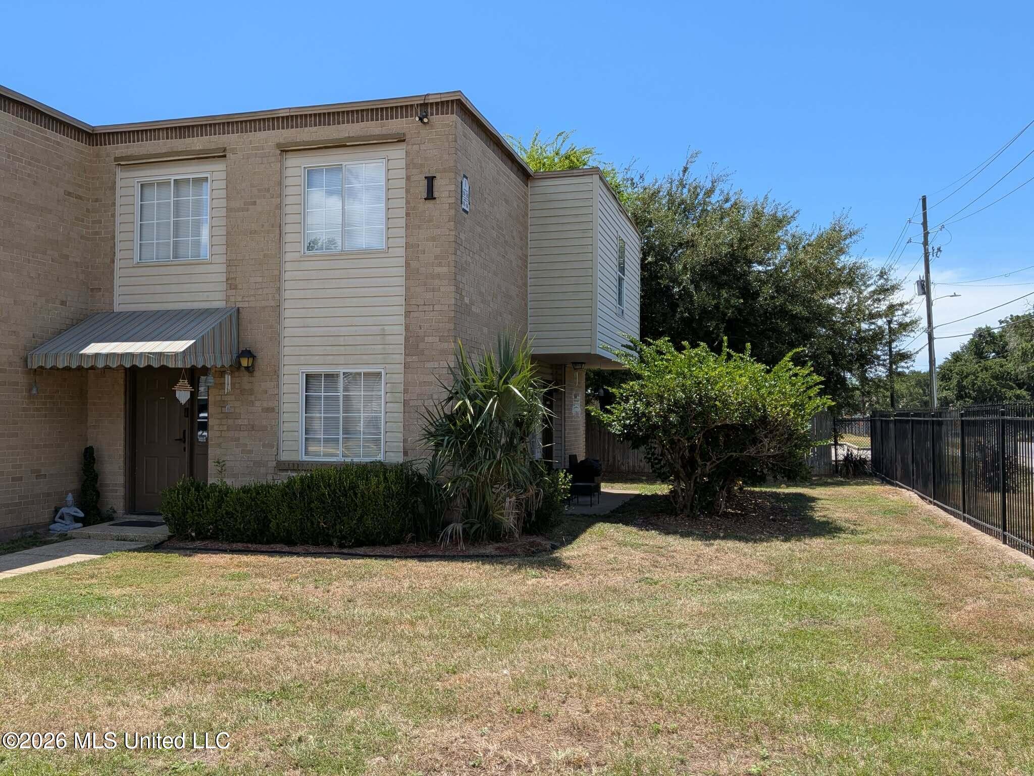 245 Mc Donnell Avenue Property Photo 2