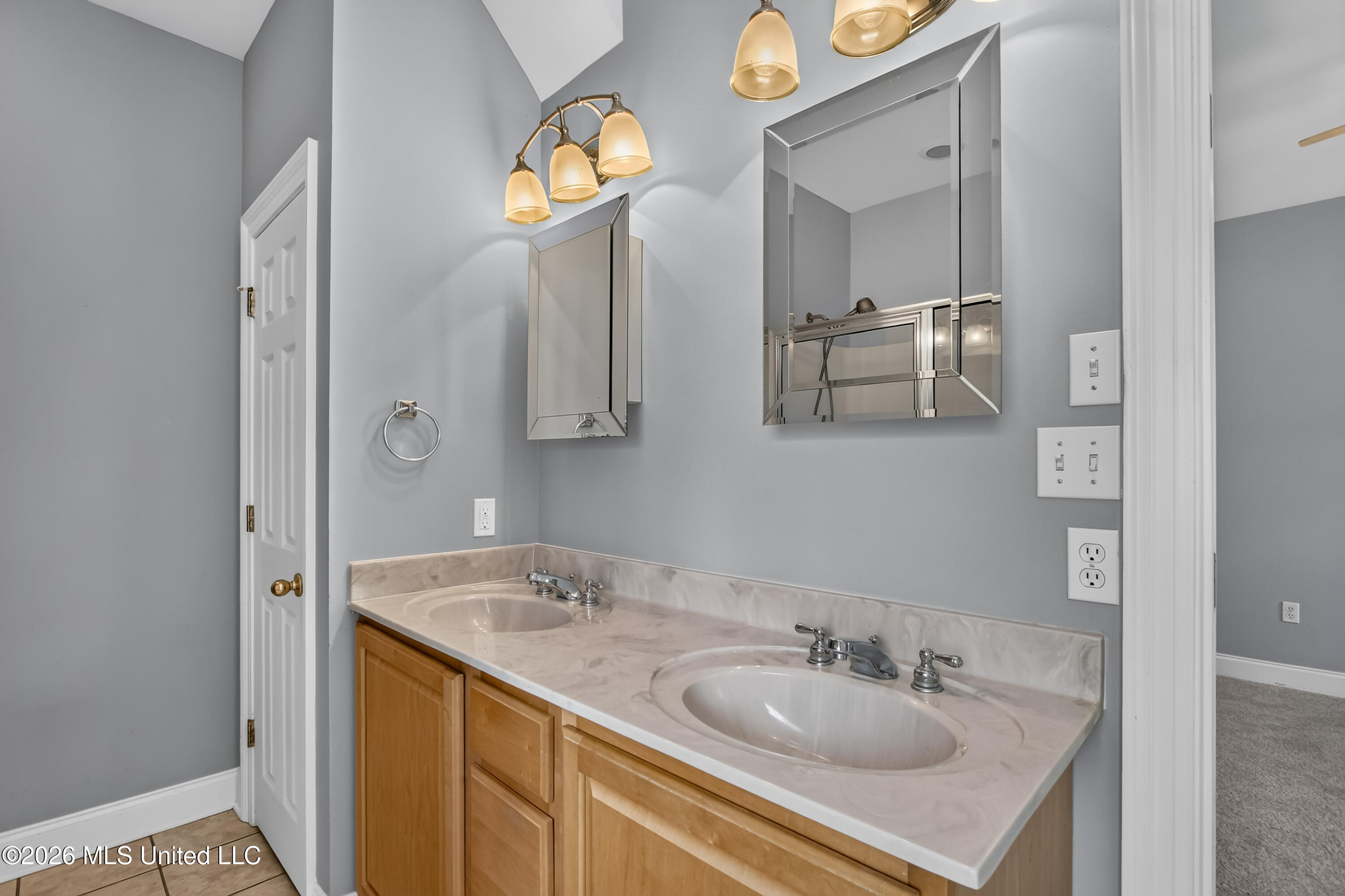 846 Kipona Court Property Photo 17