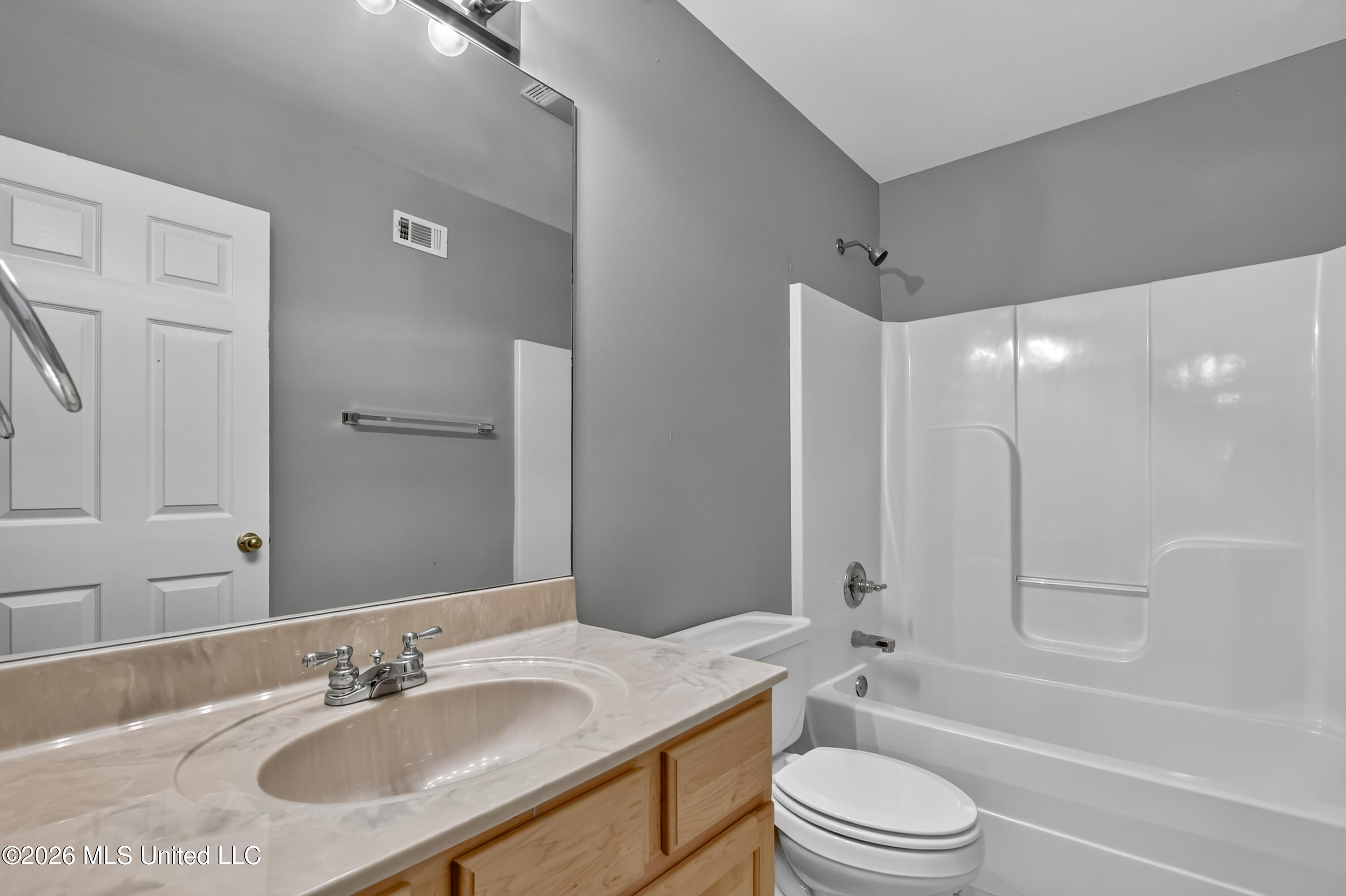 846 Kipona Court Property Photo 26