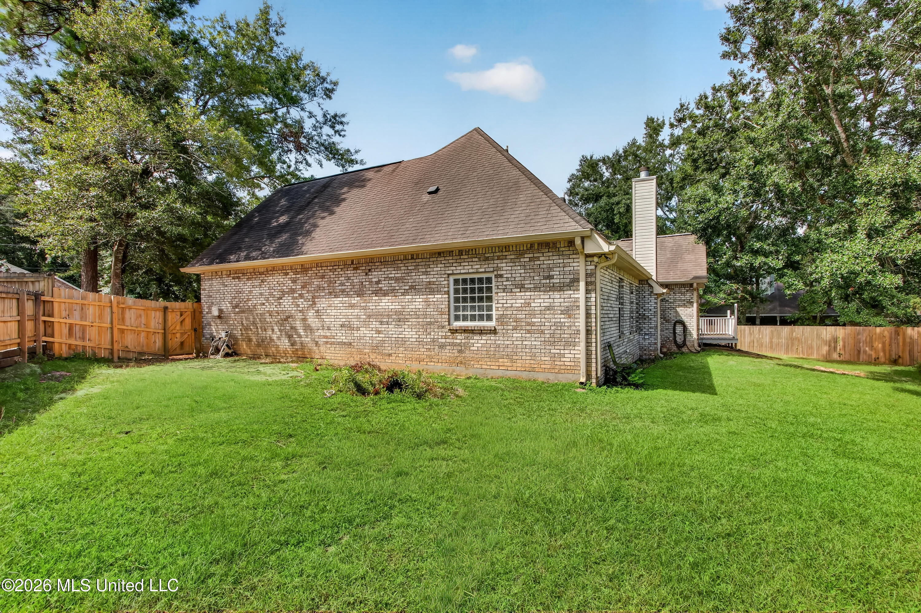 846 Kipona Court Property Photo 34