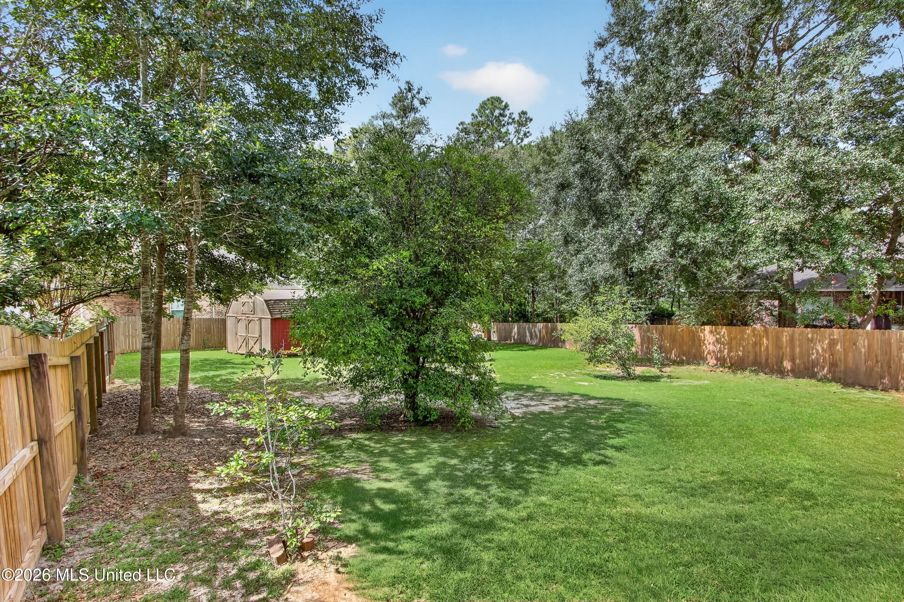 846 Kipona Court Property Photo 37