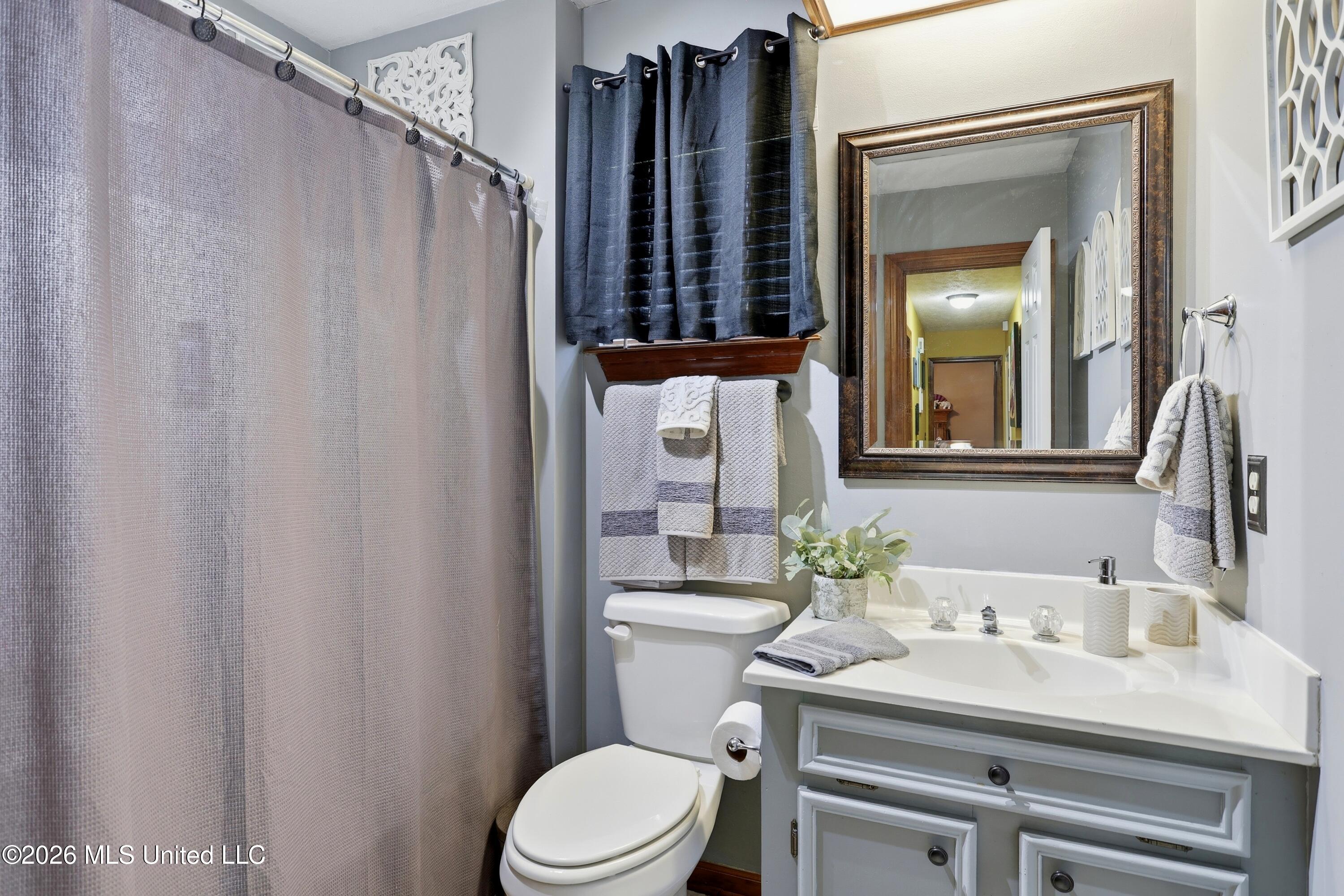305 Mockingbird Lane Property Photo 17