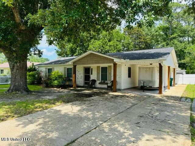 512 Halstead Road Property Photo 1