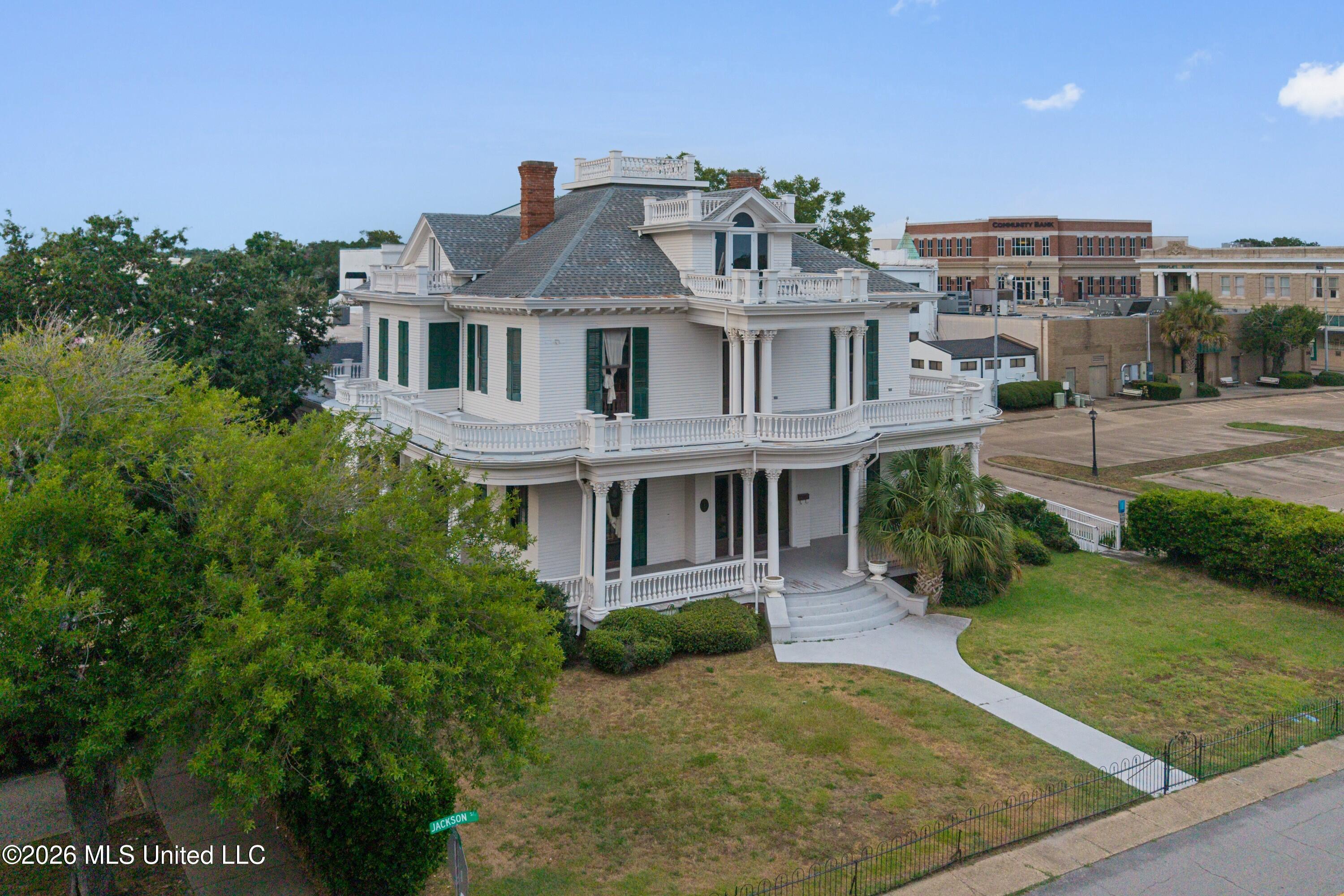770 Jackson Street Property Photo 1