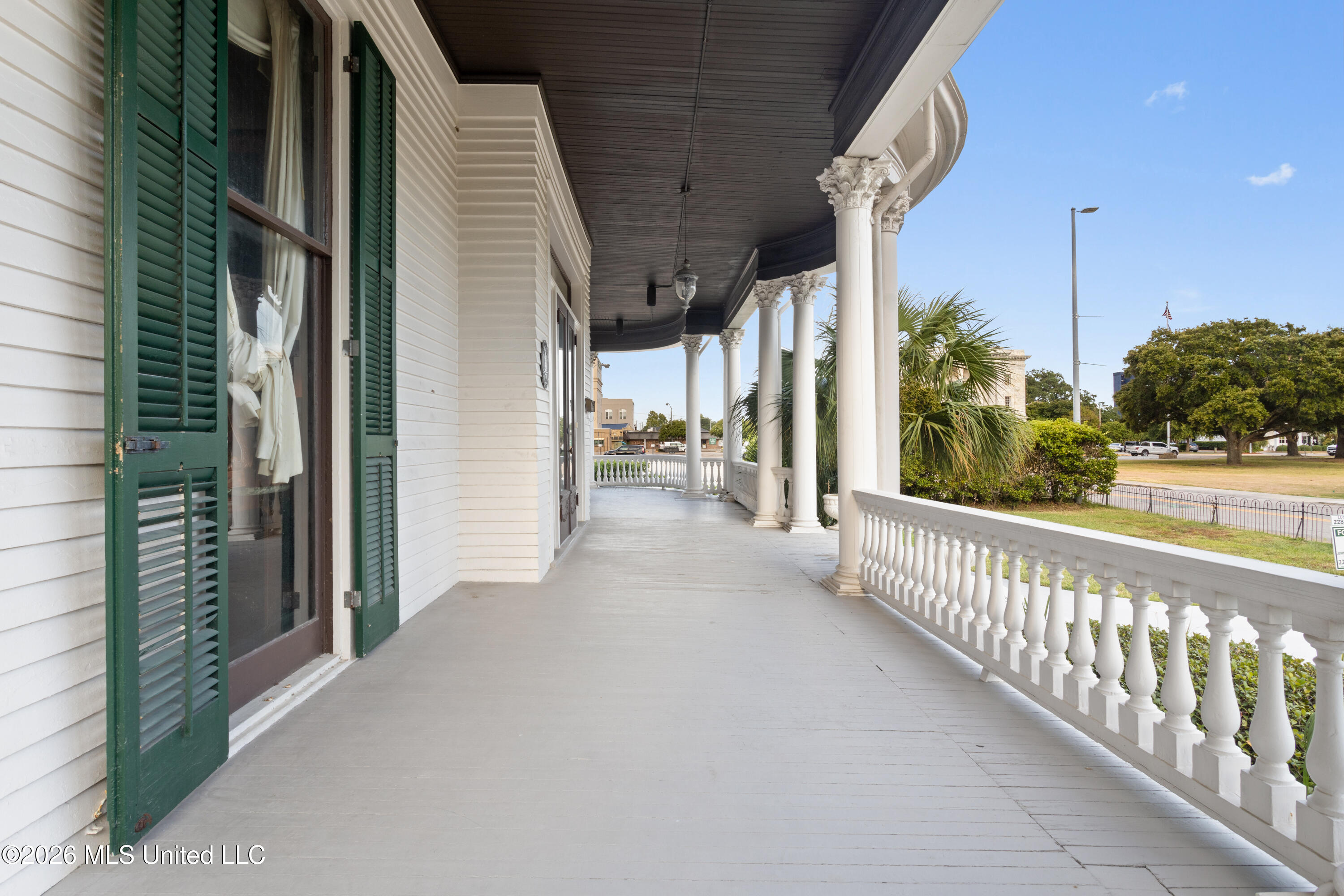 770 Jackson Street Property Photo 3