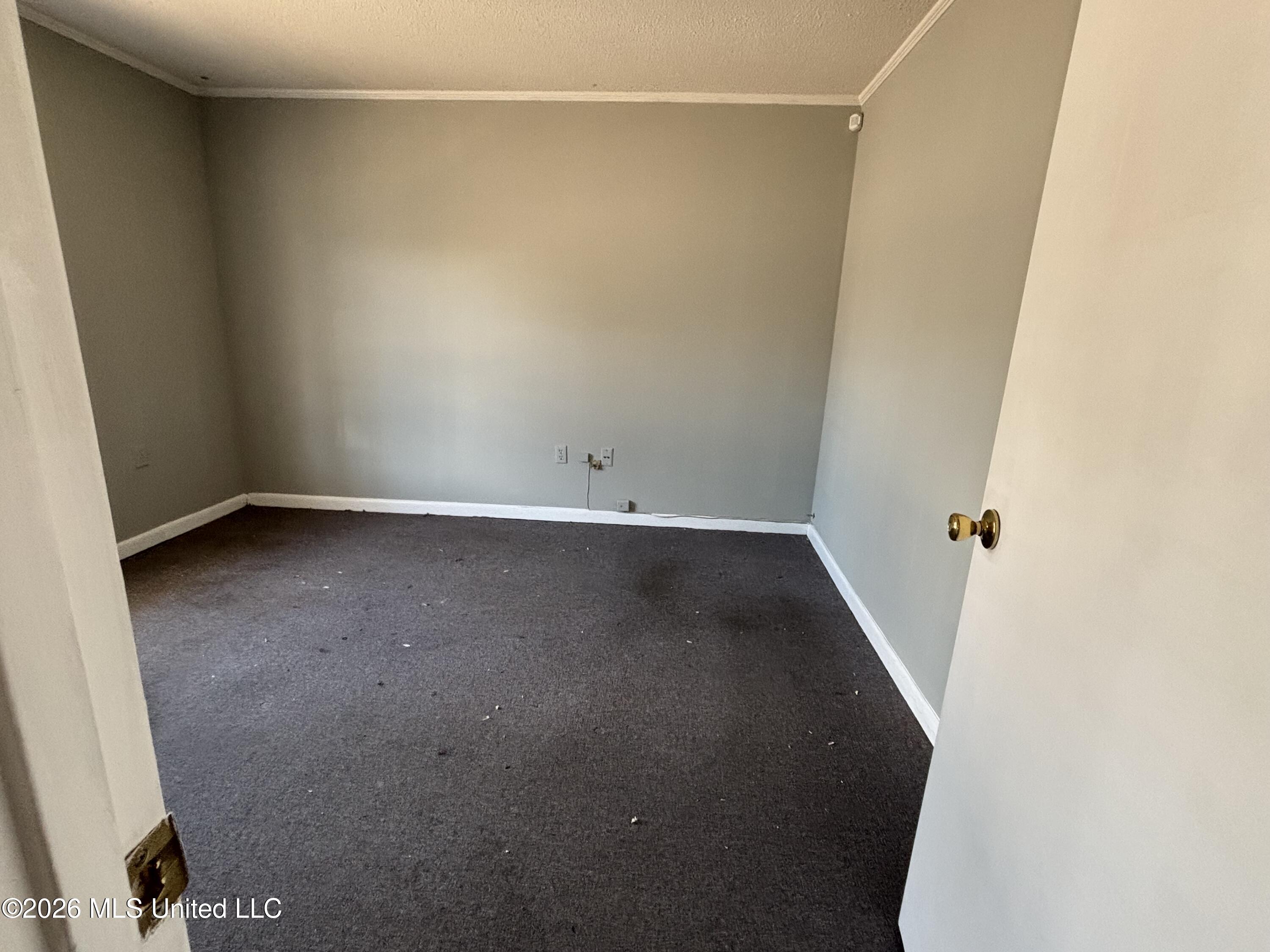1900 Pass Road Property Photo 10