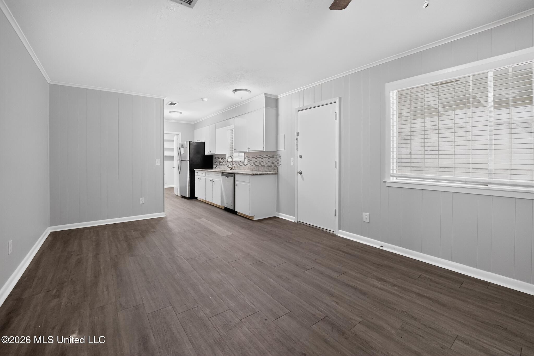 5305 Keele Street Property Photo 7