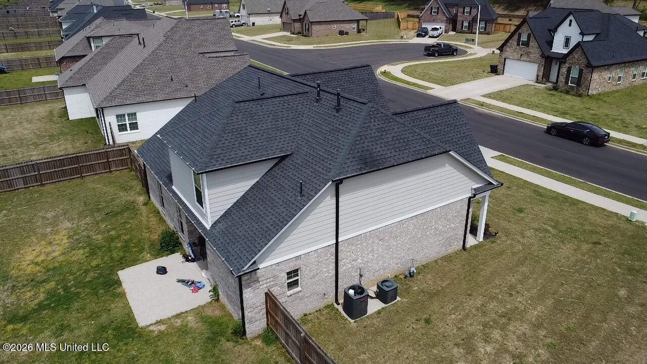 5727 Tucker Landing Property Photo 3