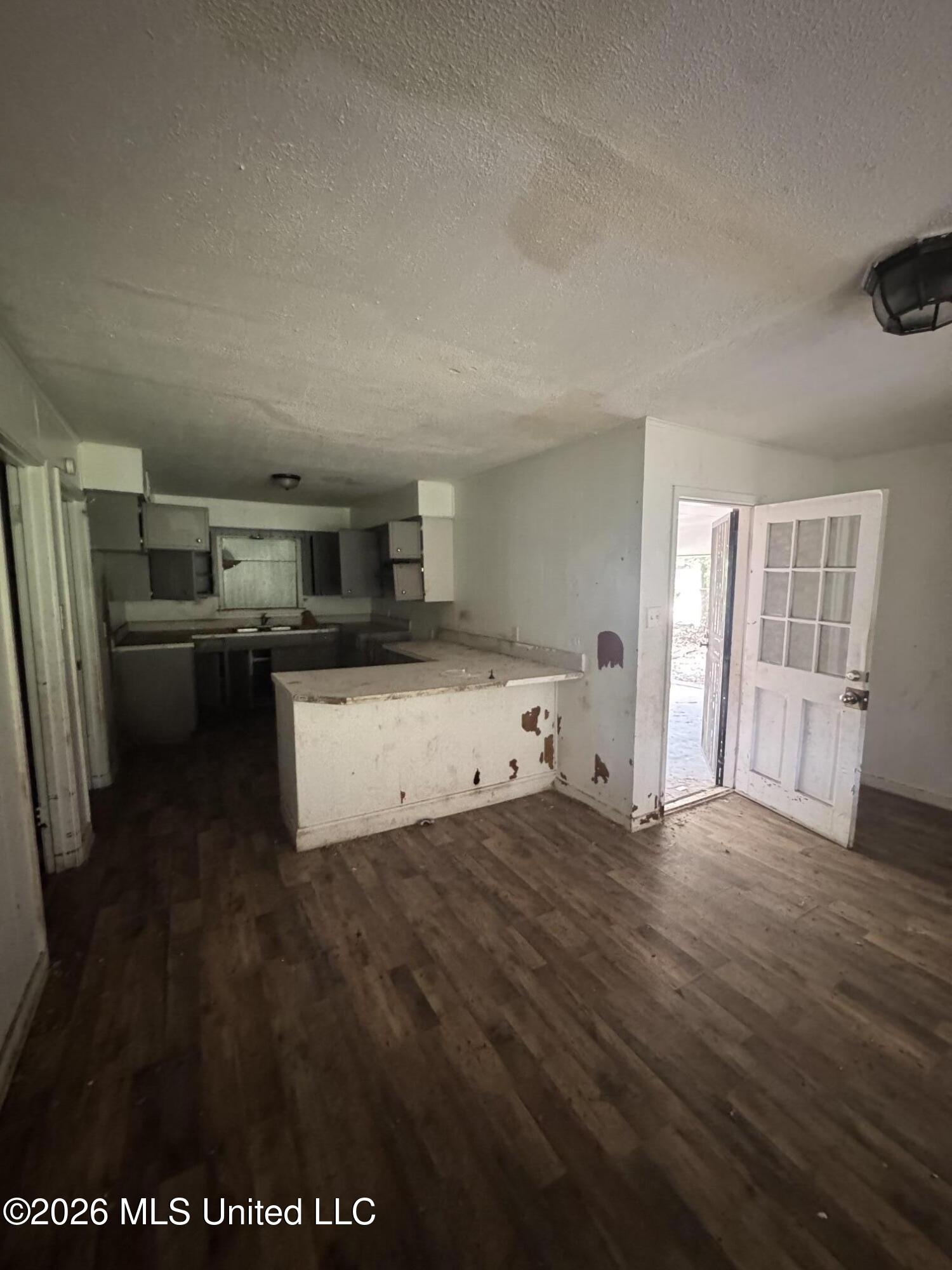 1572 E Mcdowell Road Property Photo 4
