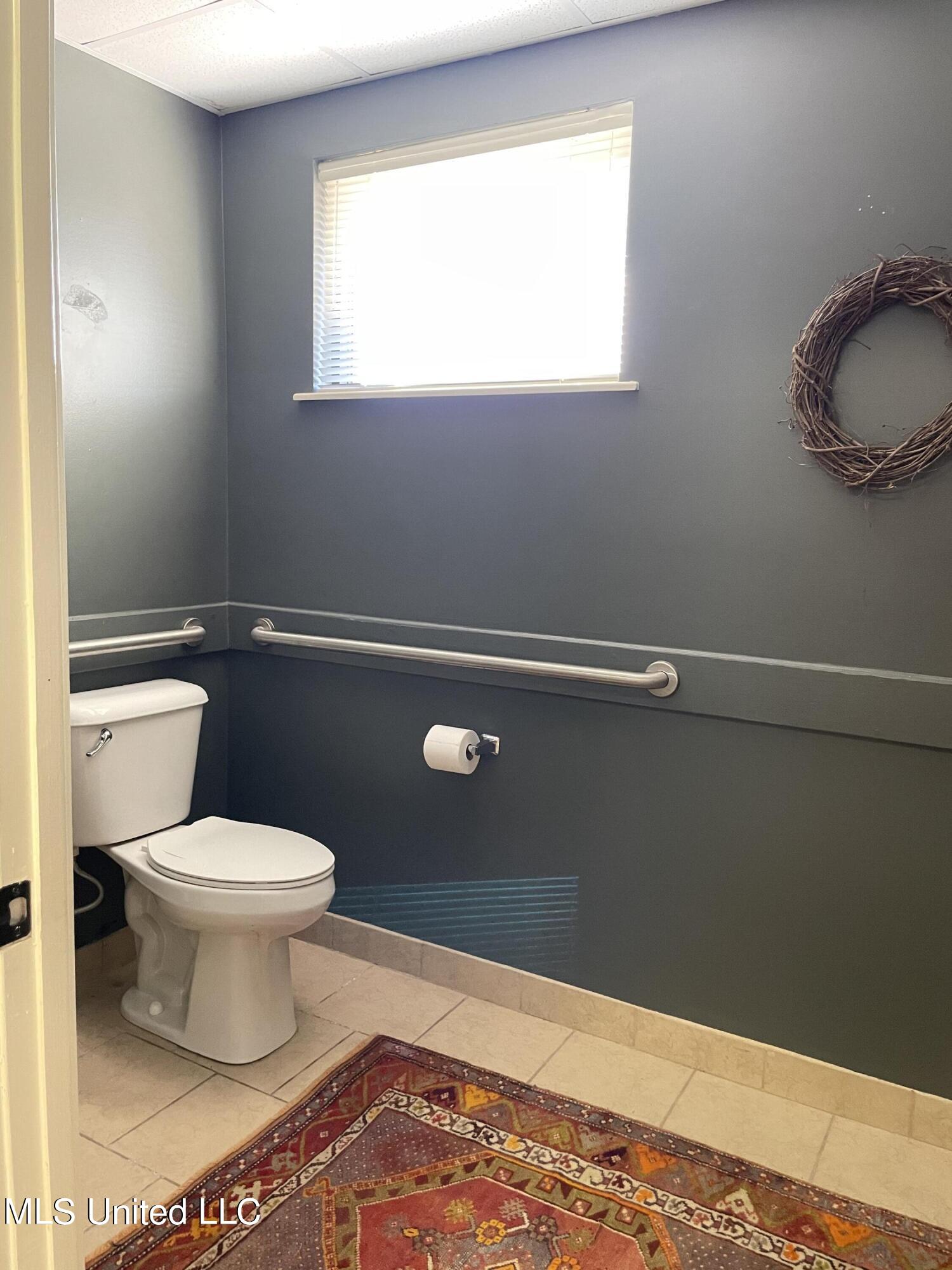 1607 24th Avenue Property Photo 3
