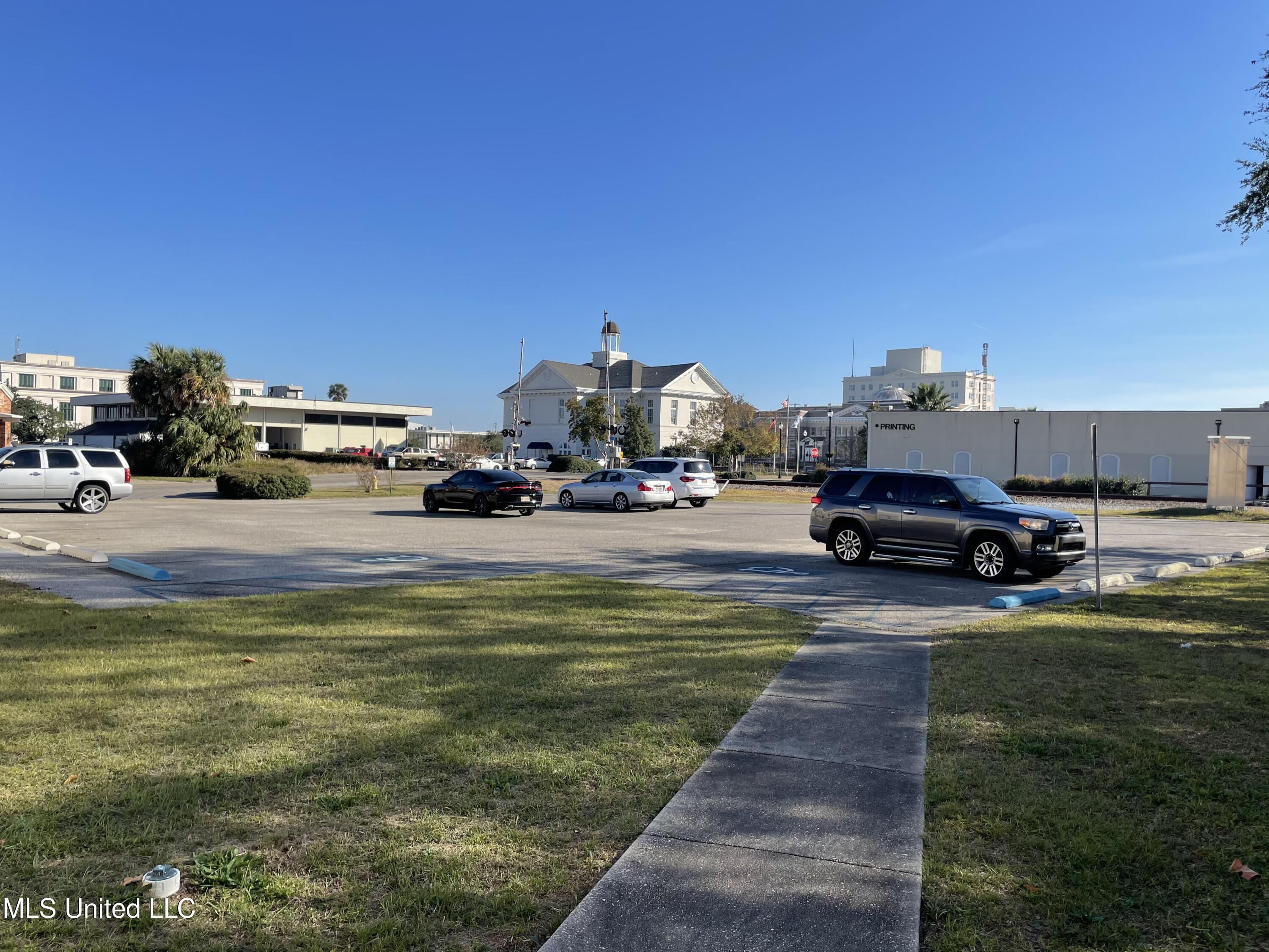 1607 24th Avenue Property Photo 7