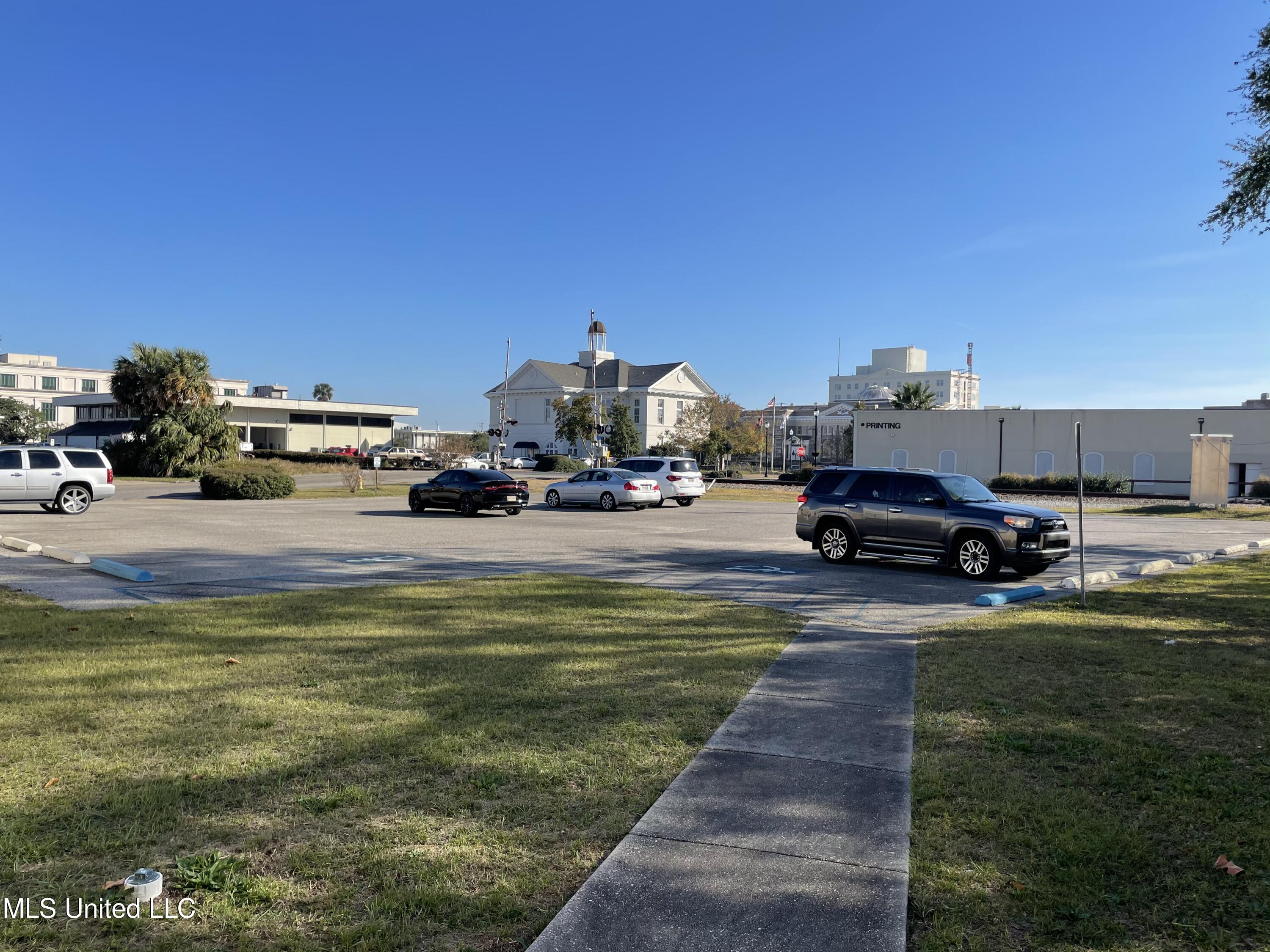 1607 24th Avenue Property Photo 8