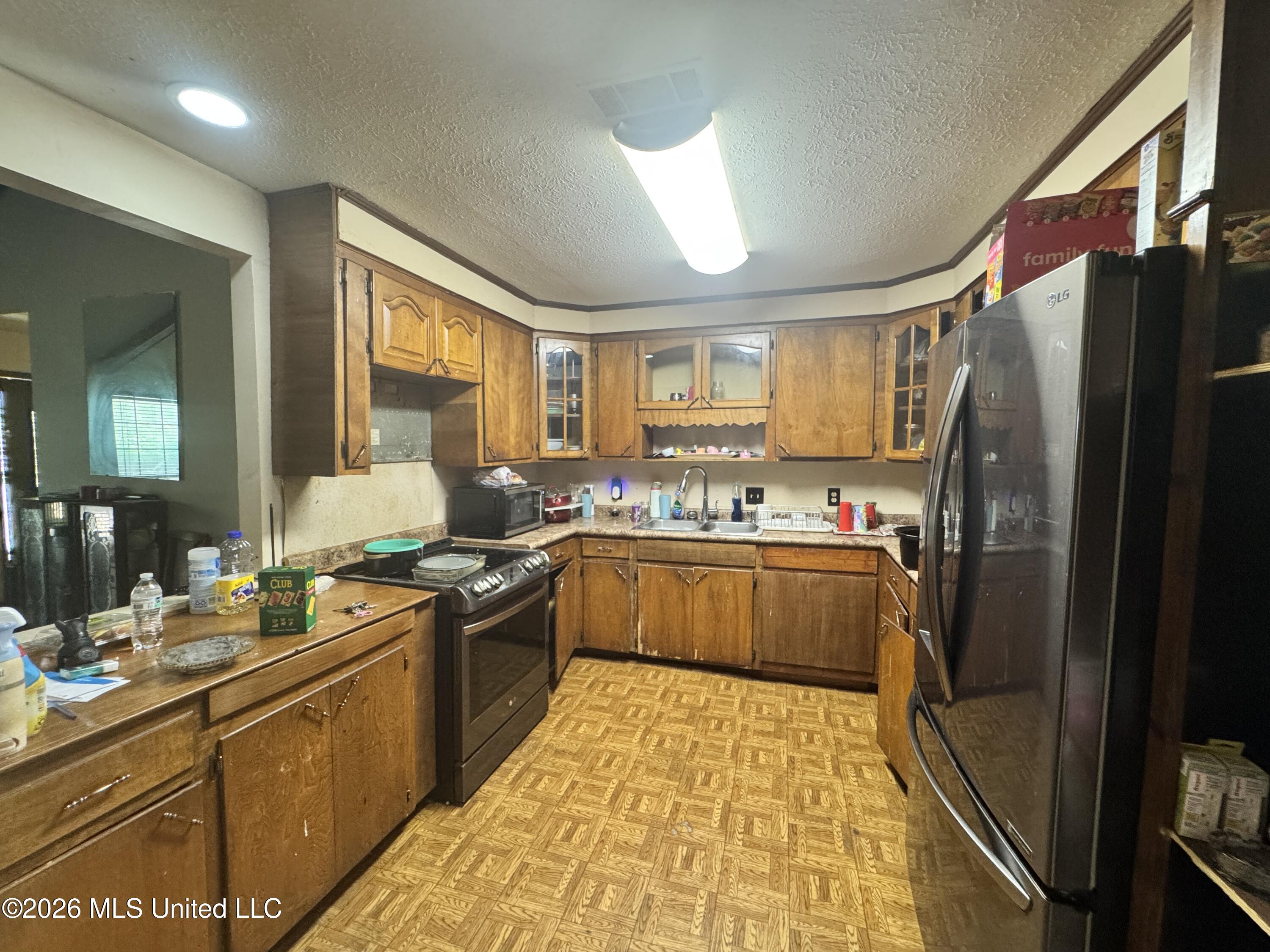 3918 Forest Lake Drive Property Photo 7