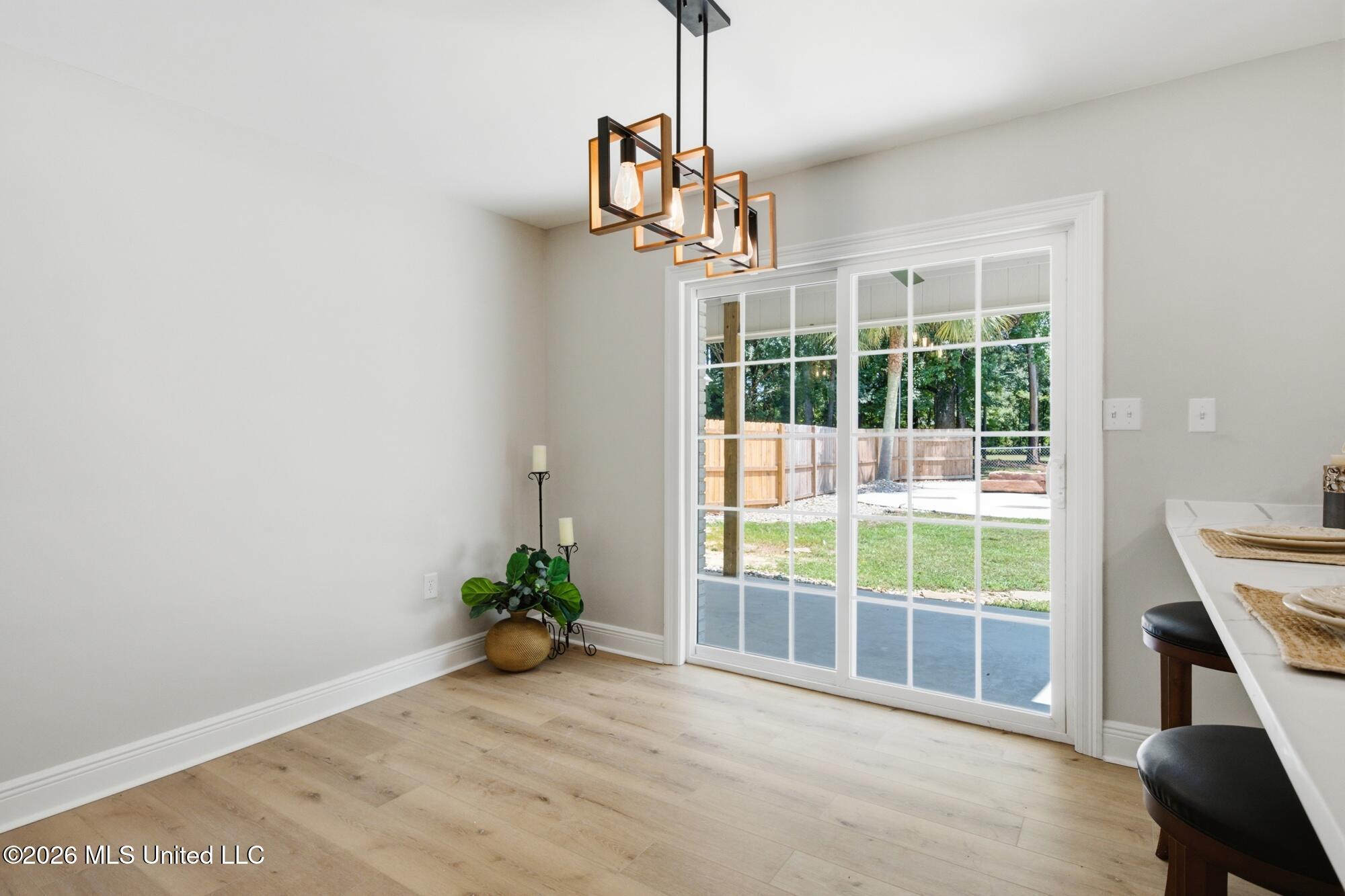 501 Carterville Road Property Photo 15