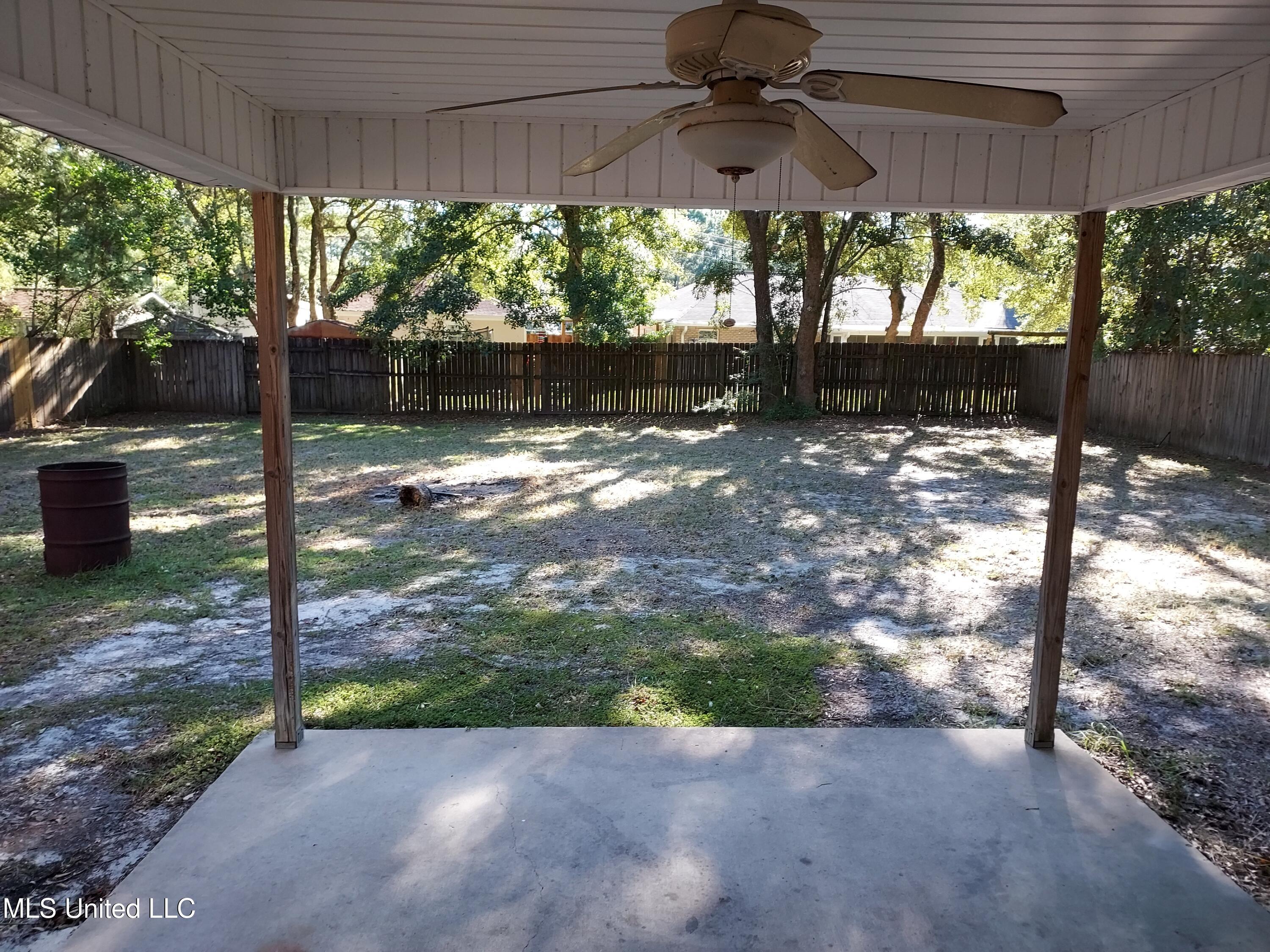 1009 Magnolia Street Property Photo 6