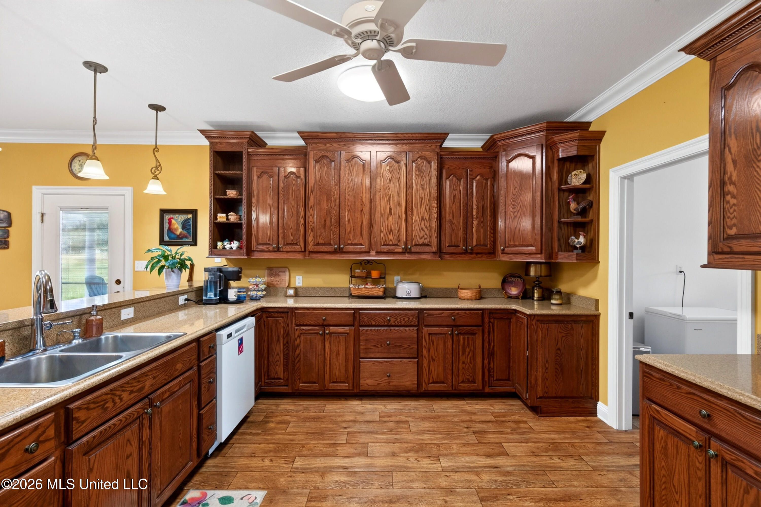 8101 Pecan Ridge Drive Property Photo 18