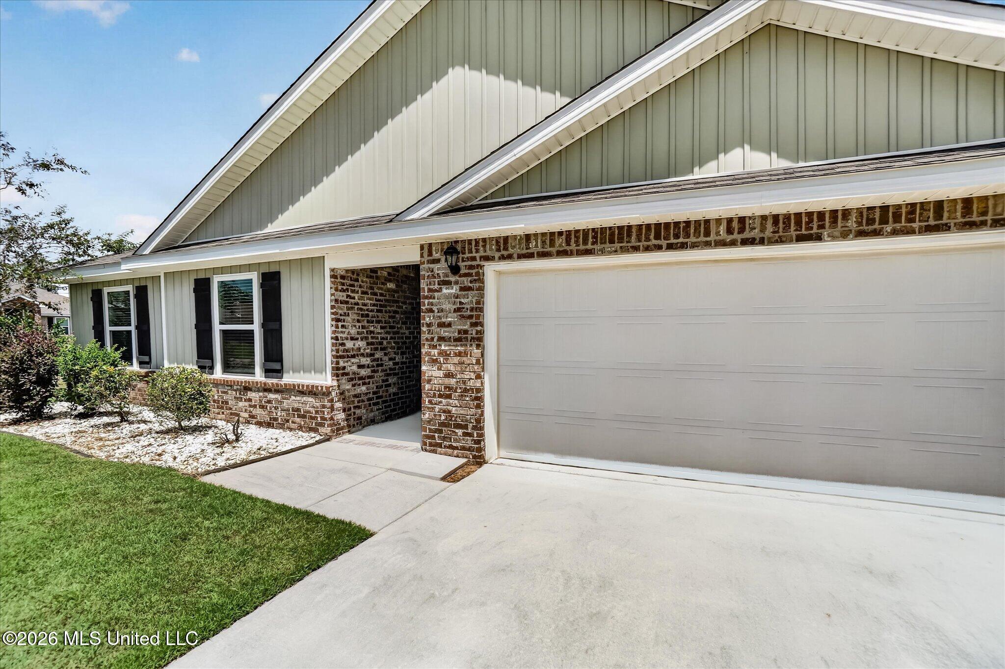 15266 Cypress Way Property Photo 37
