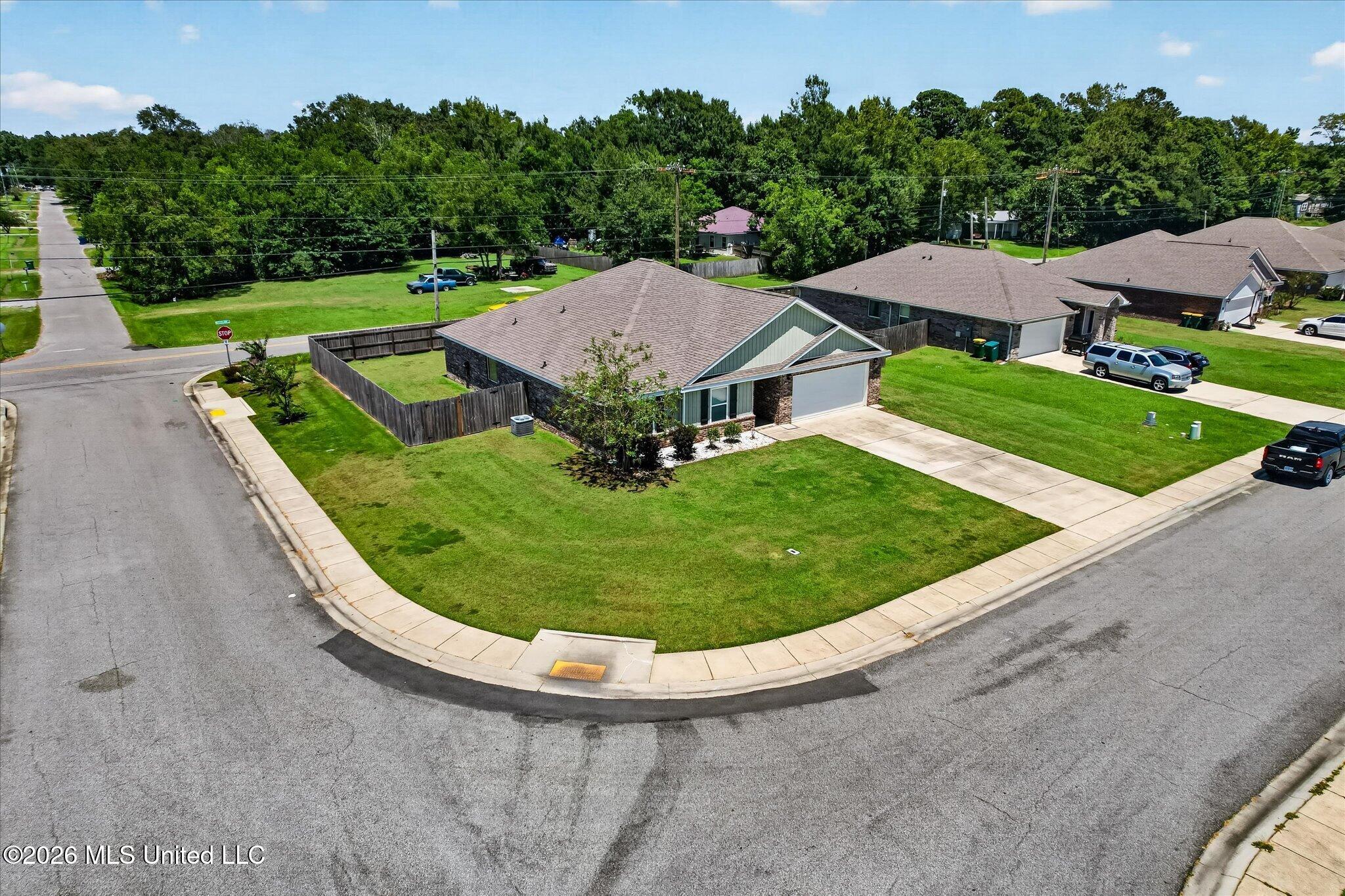 15266 Cypress Way Property Photo 43