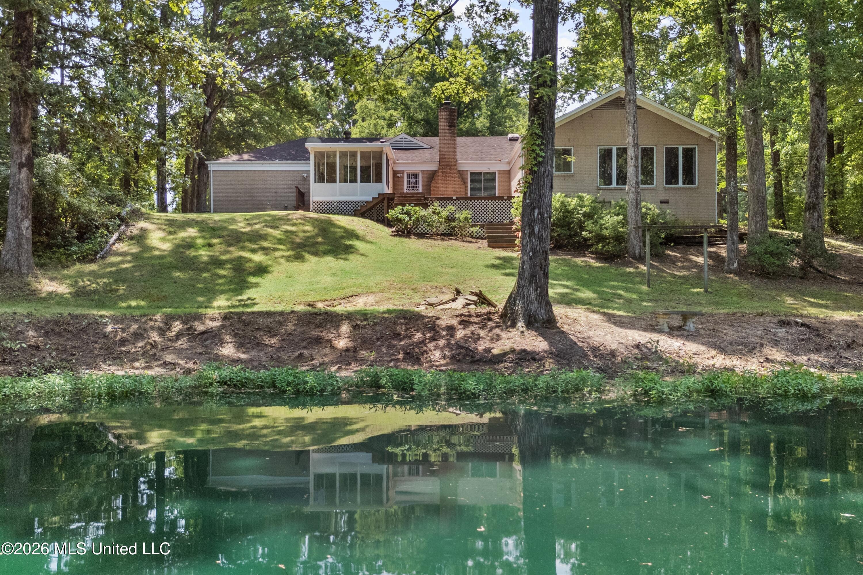 6090 Northwood Drive Property Photo 25