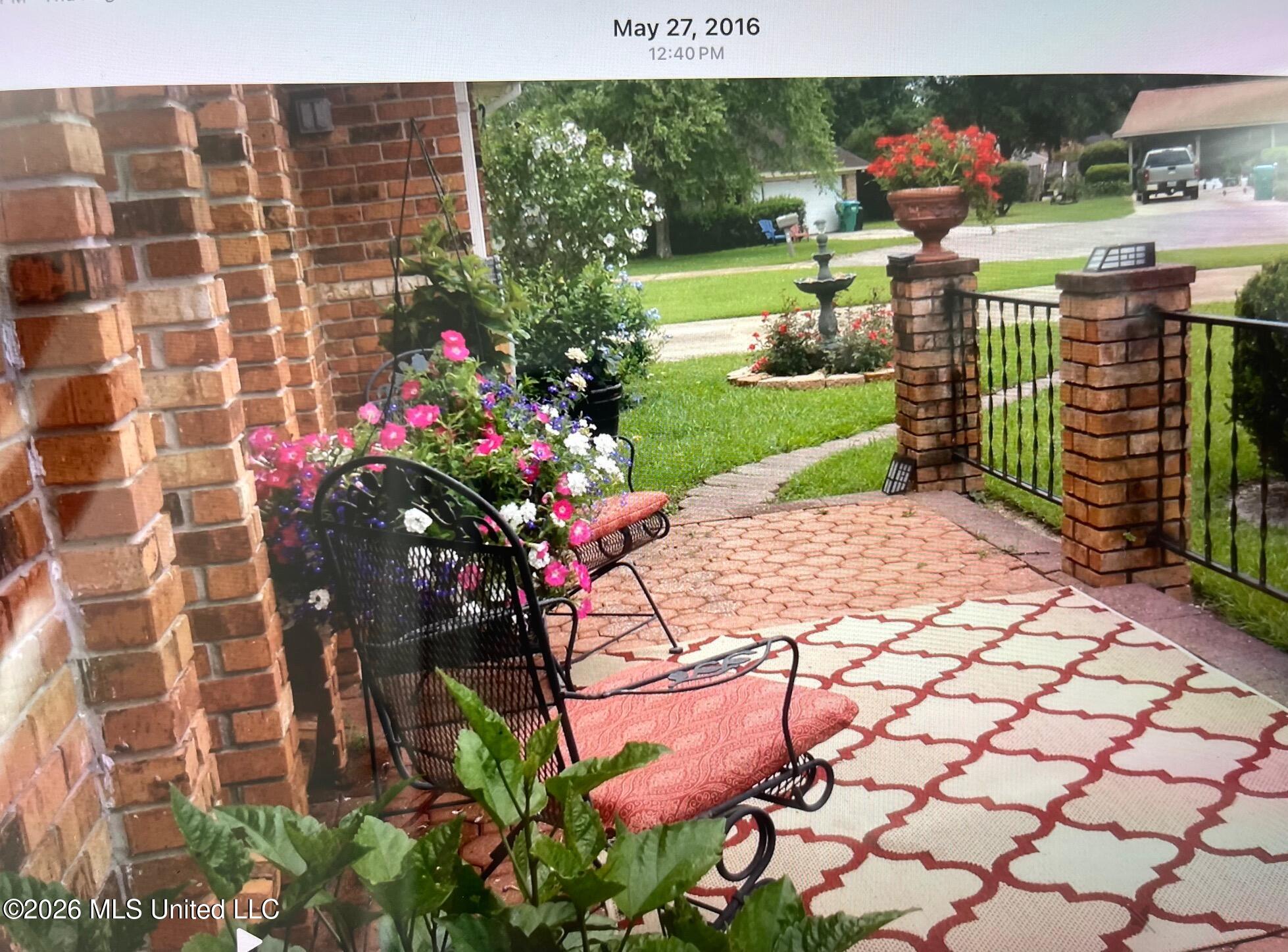 2305 Lynn Avenue Property Photo 2