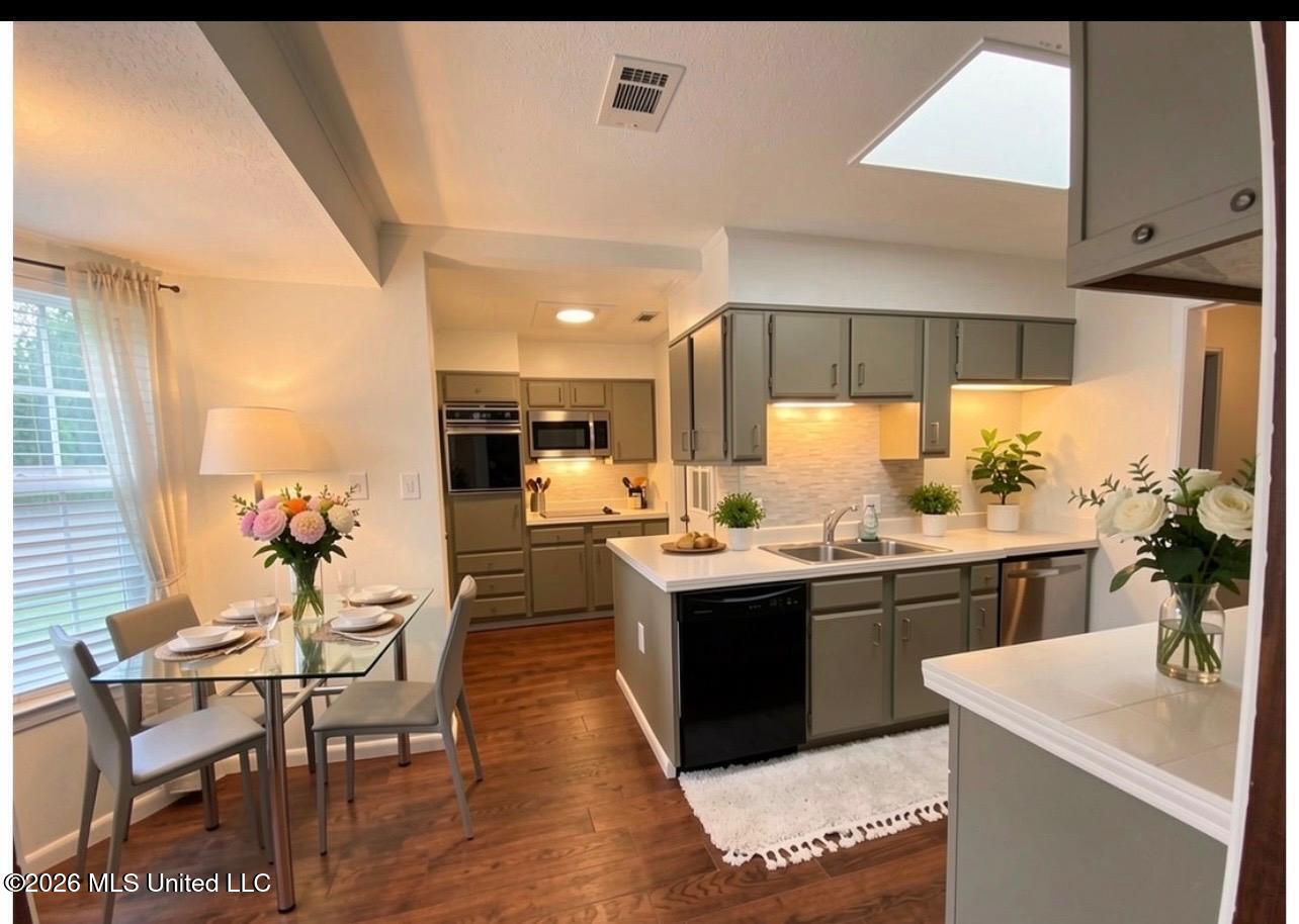 2305 Lynn Avenue Property Photo 16