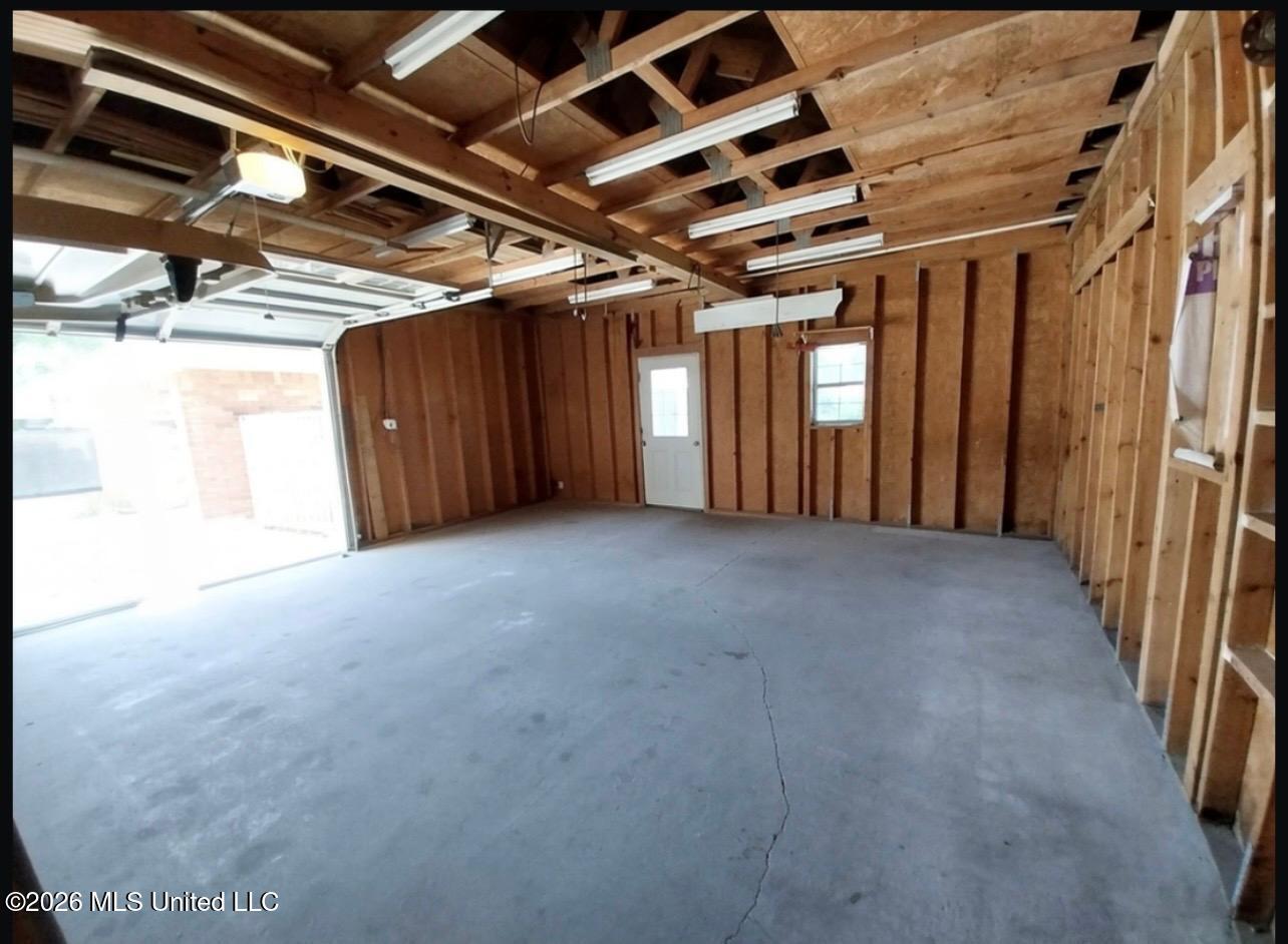 2305 Lynn Avenue Property Photo 35