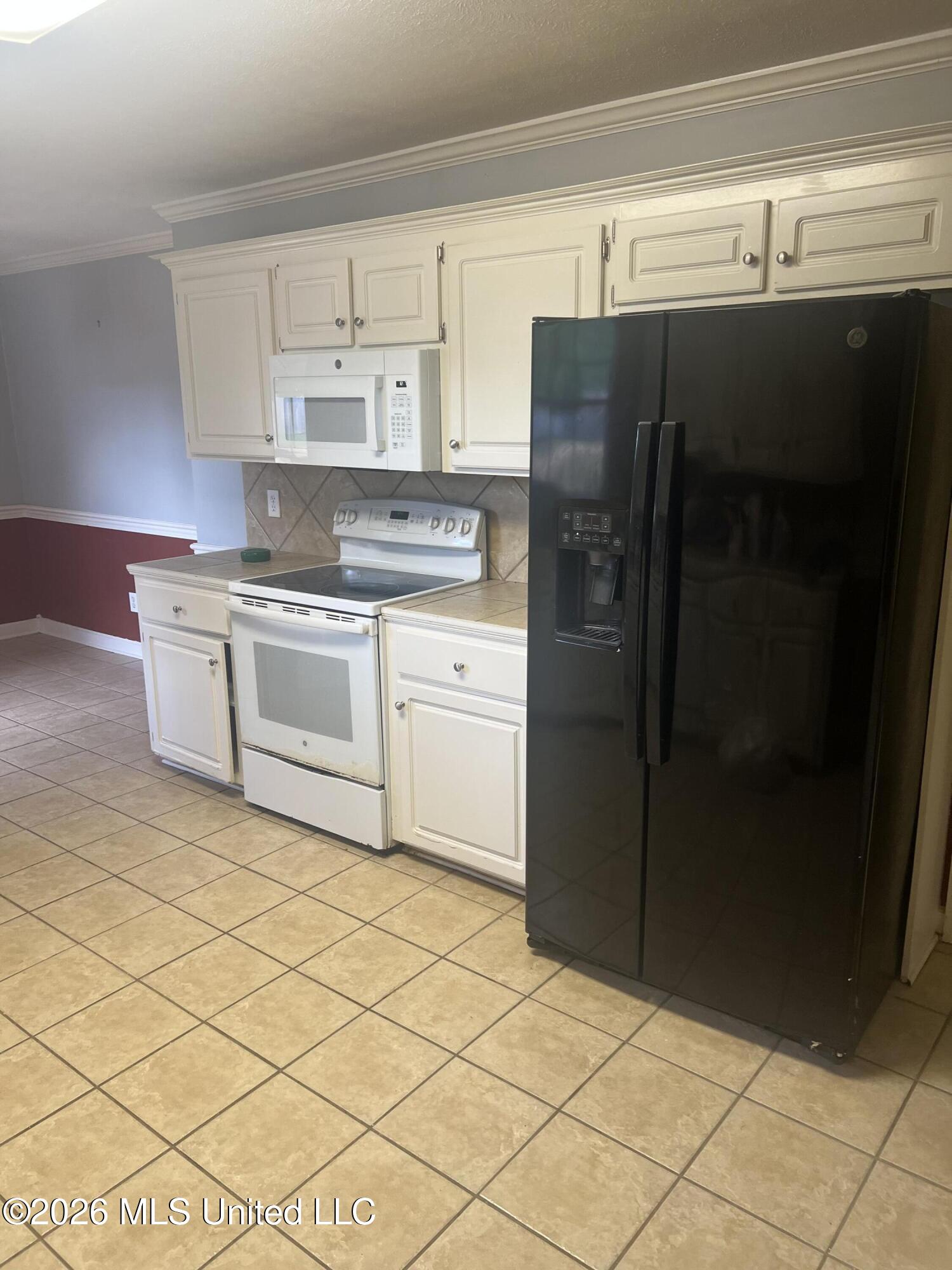 308 Seminole Circle Property Photo 4
