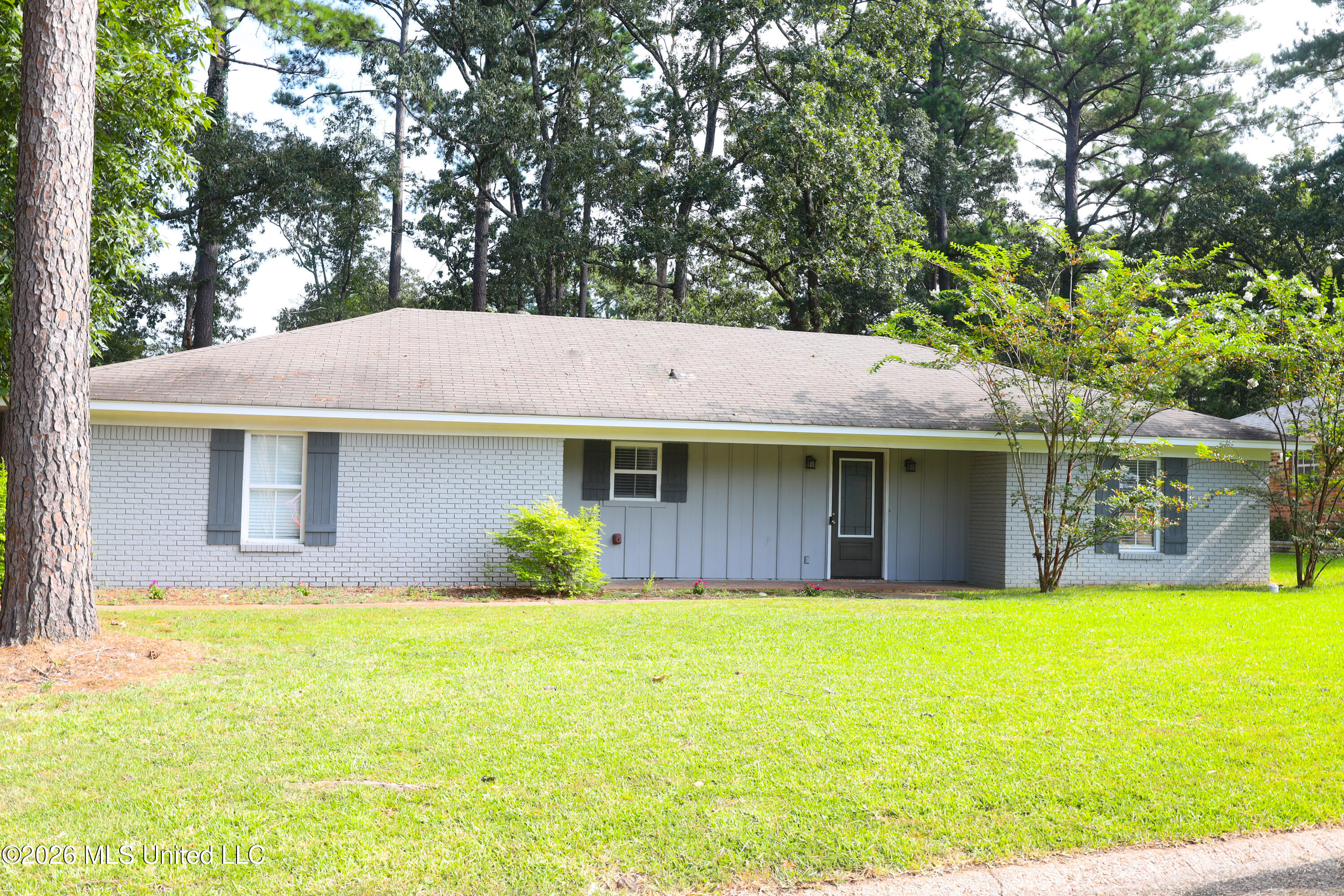 67 Willowbrook Lane Property Photo 1