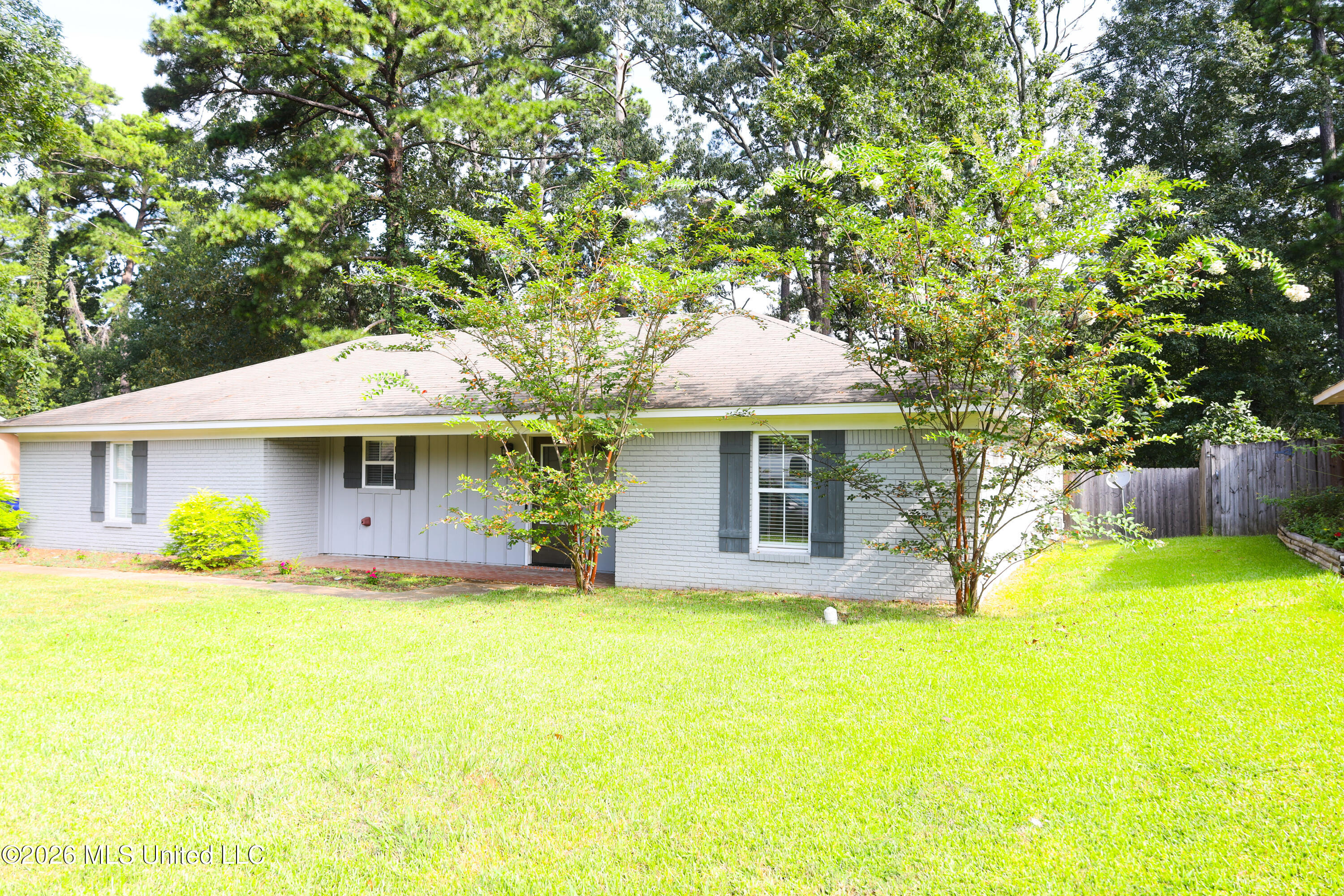 67 Willowbrook Lane Property Photo 2