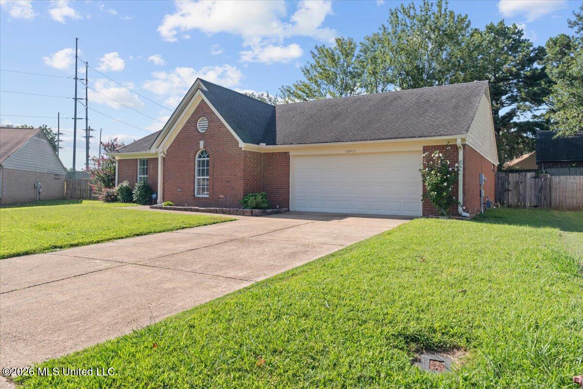 10417 Amanda Drive Property Photo 2