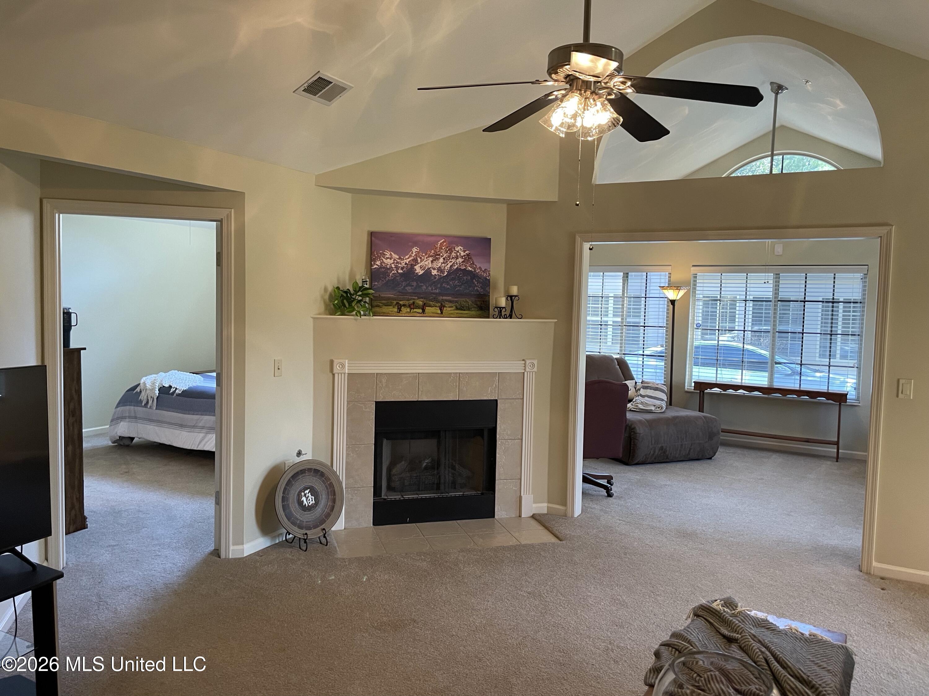 8925 Oak Branch Lane Property Photo 4