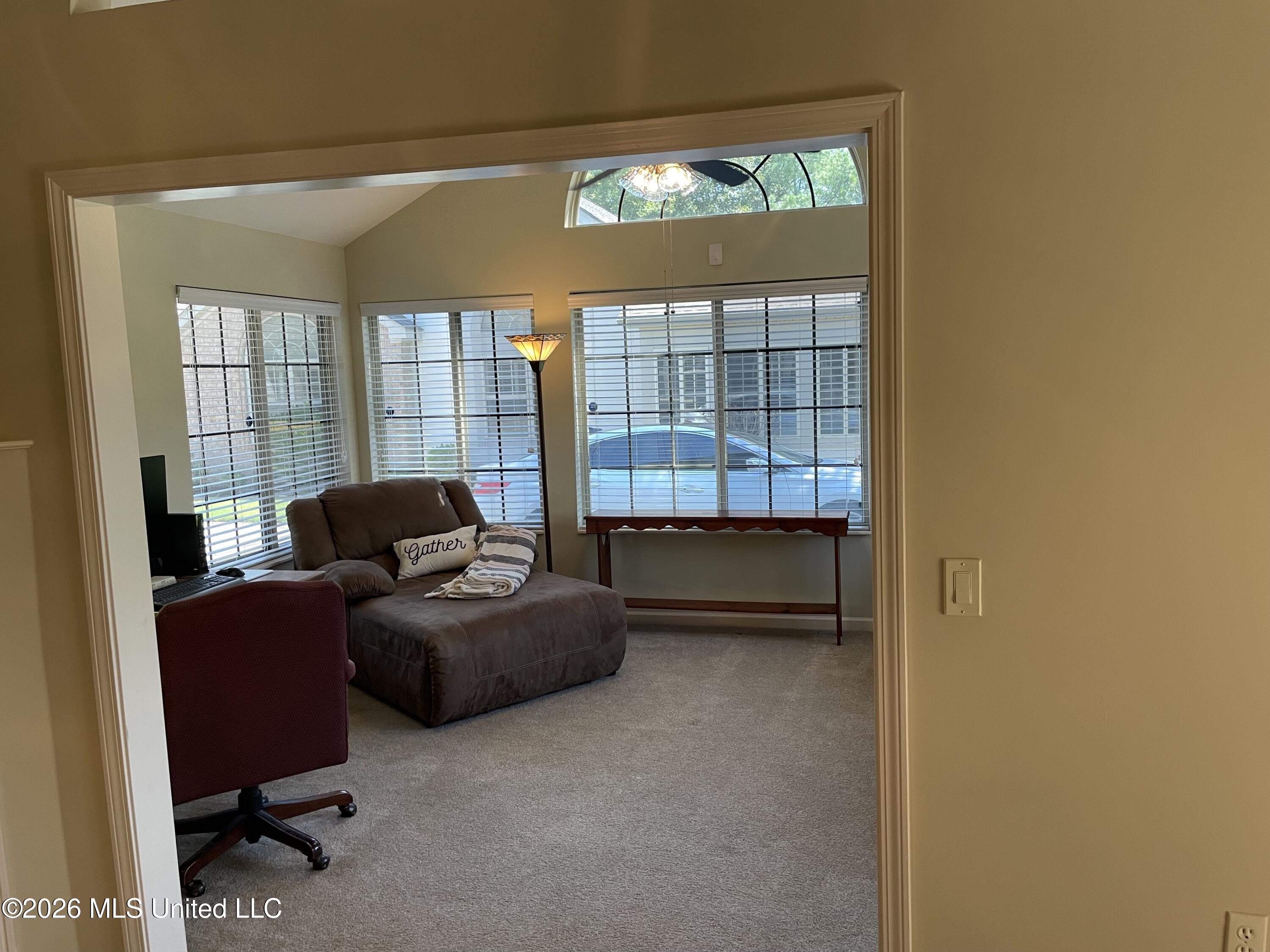 8925 Oak Branch Lane Property Photo 6