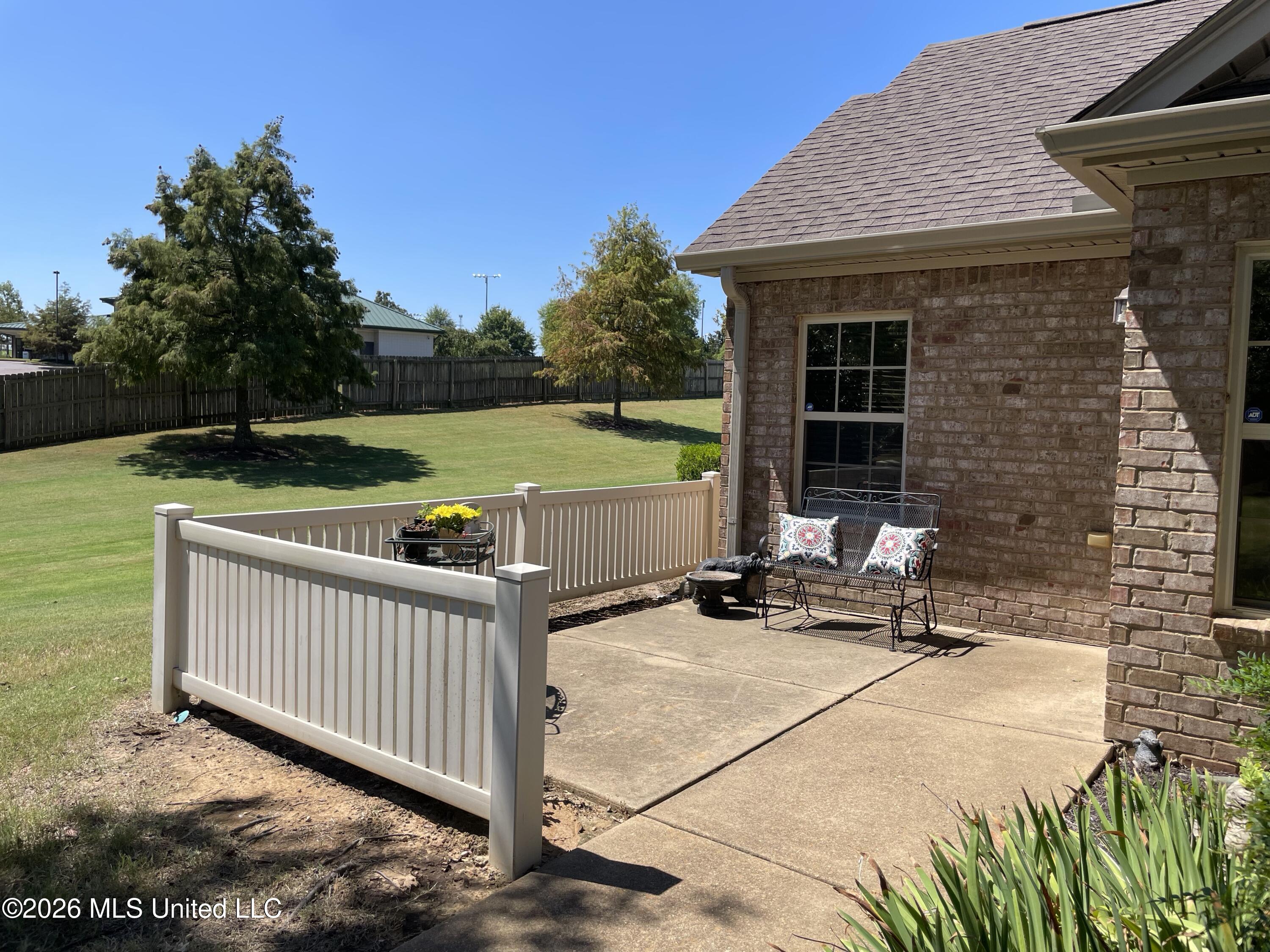 8925 Oak Branch Lane Property Photo 37