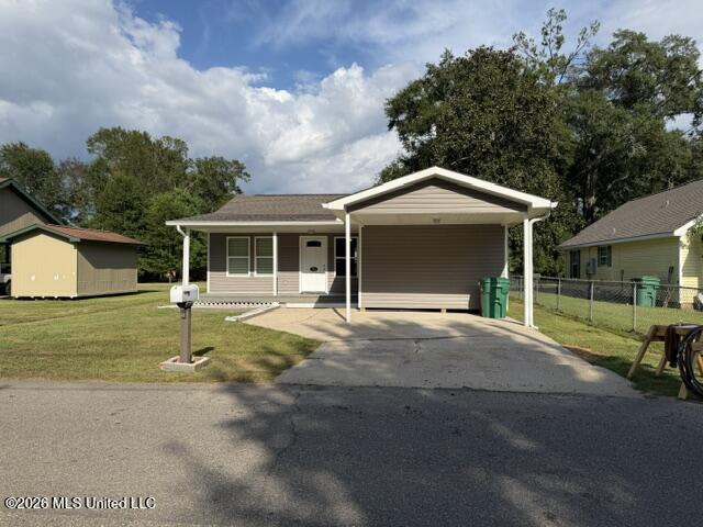 712 N Haugh Avenue Property Photo 1