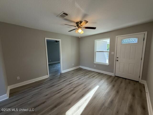712 N Haugh Avenue Property Photo 8