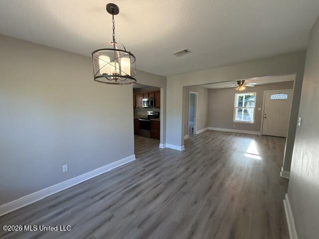 712 N Haugh Avenue Property Photo 11