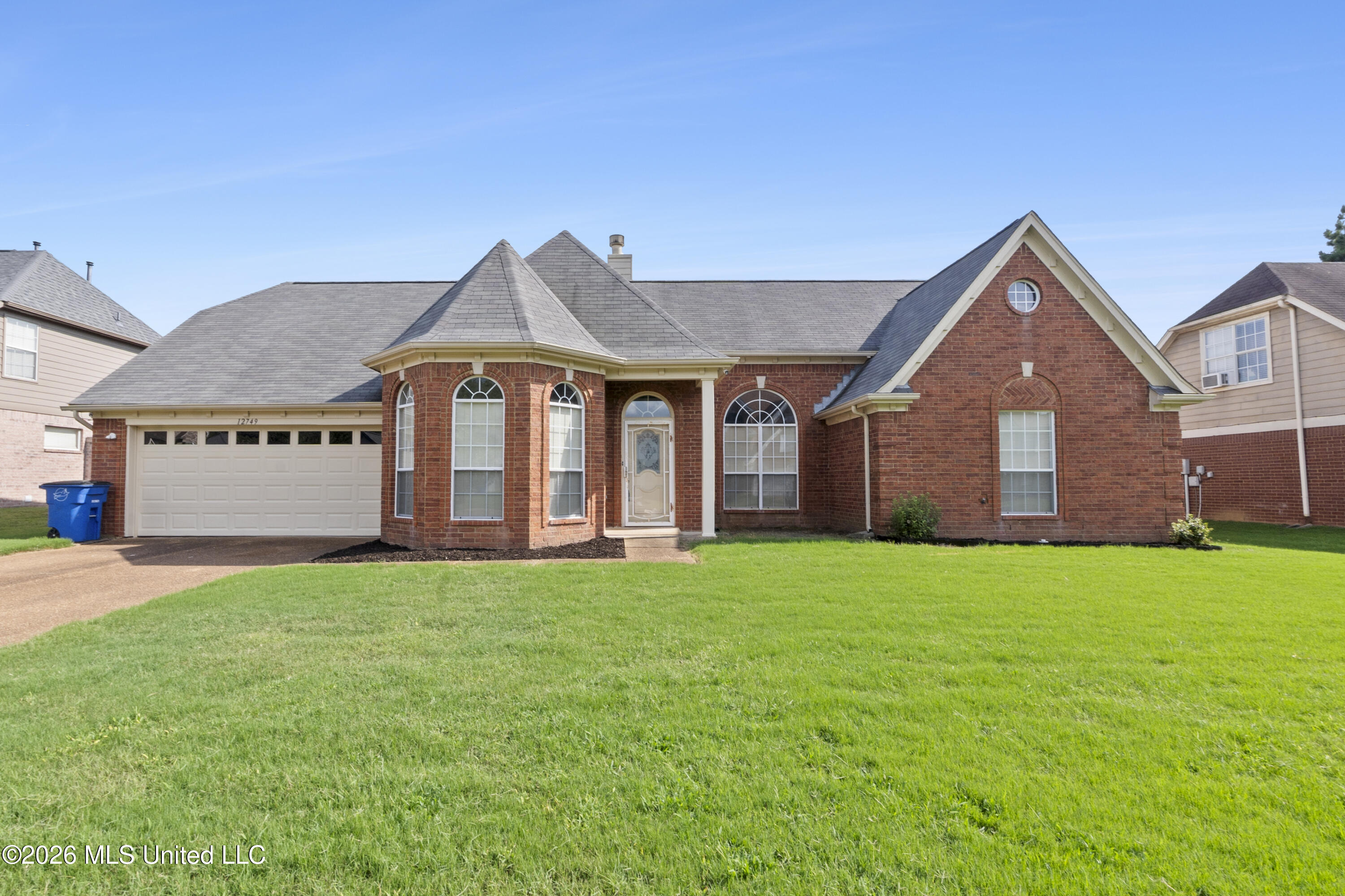 12749 Fox Run Drive Property Photo 1