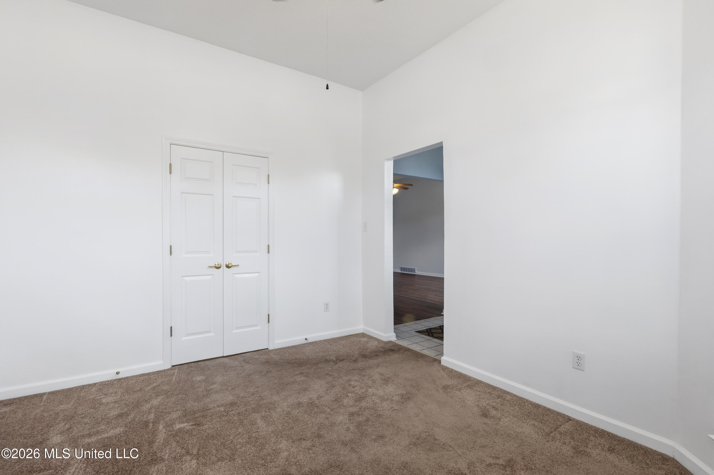 12749 Fox Run Drive Property Photo 7