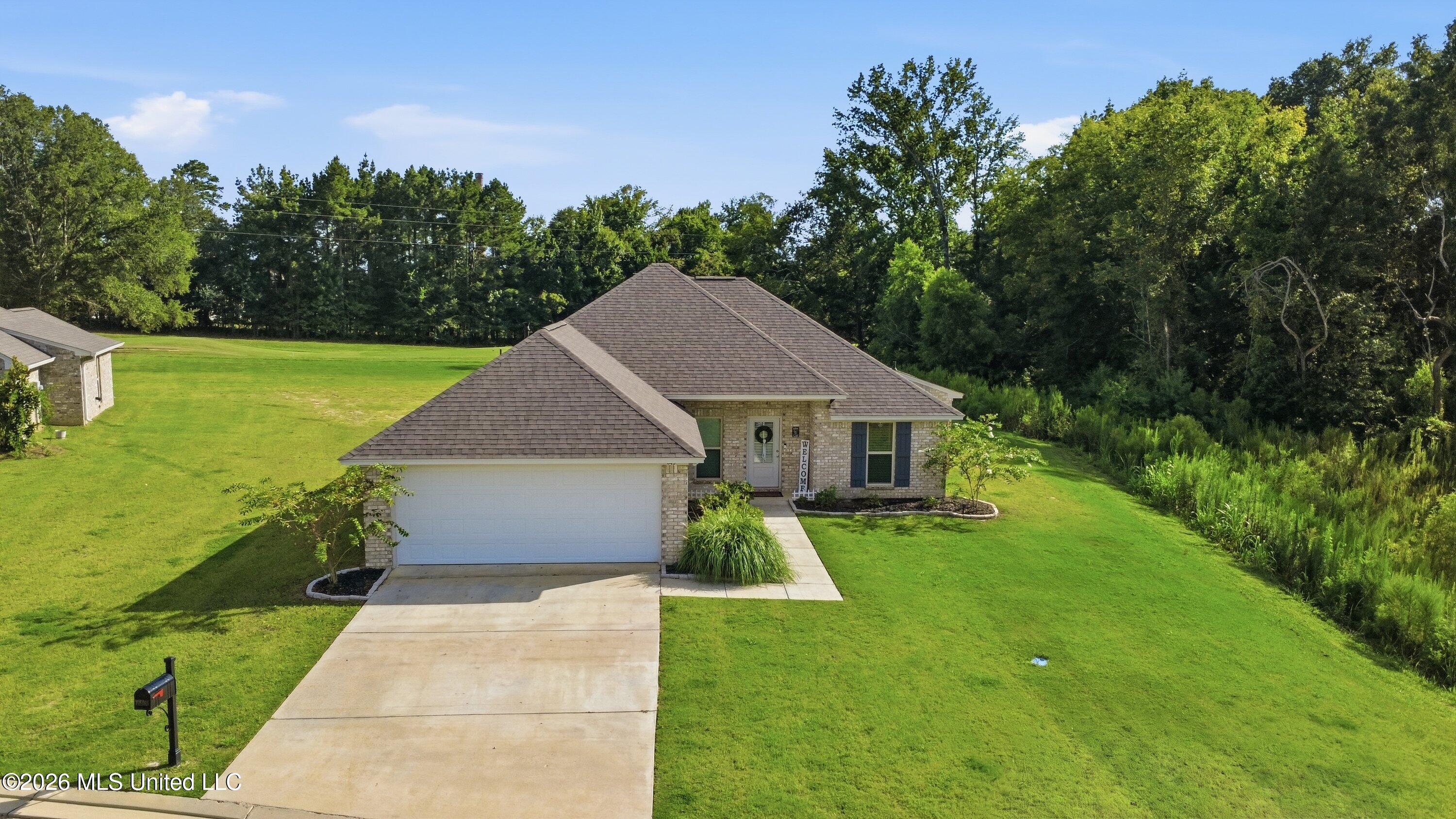 643 Westfield Drive Property Photo 1
