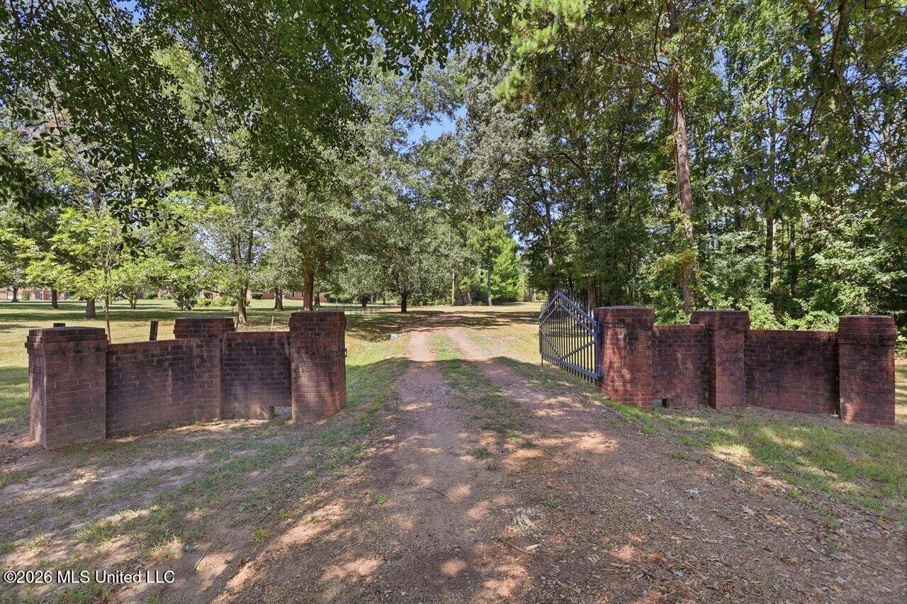 2265 Jack Johnson Road Property Photo 2