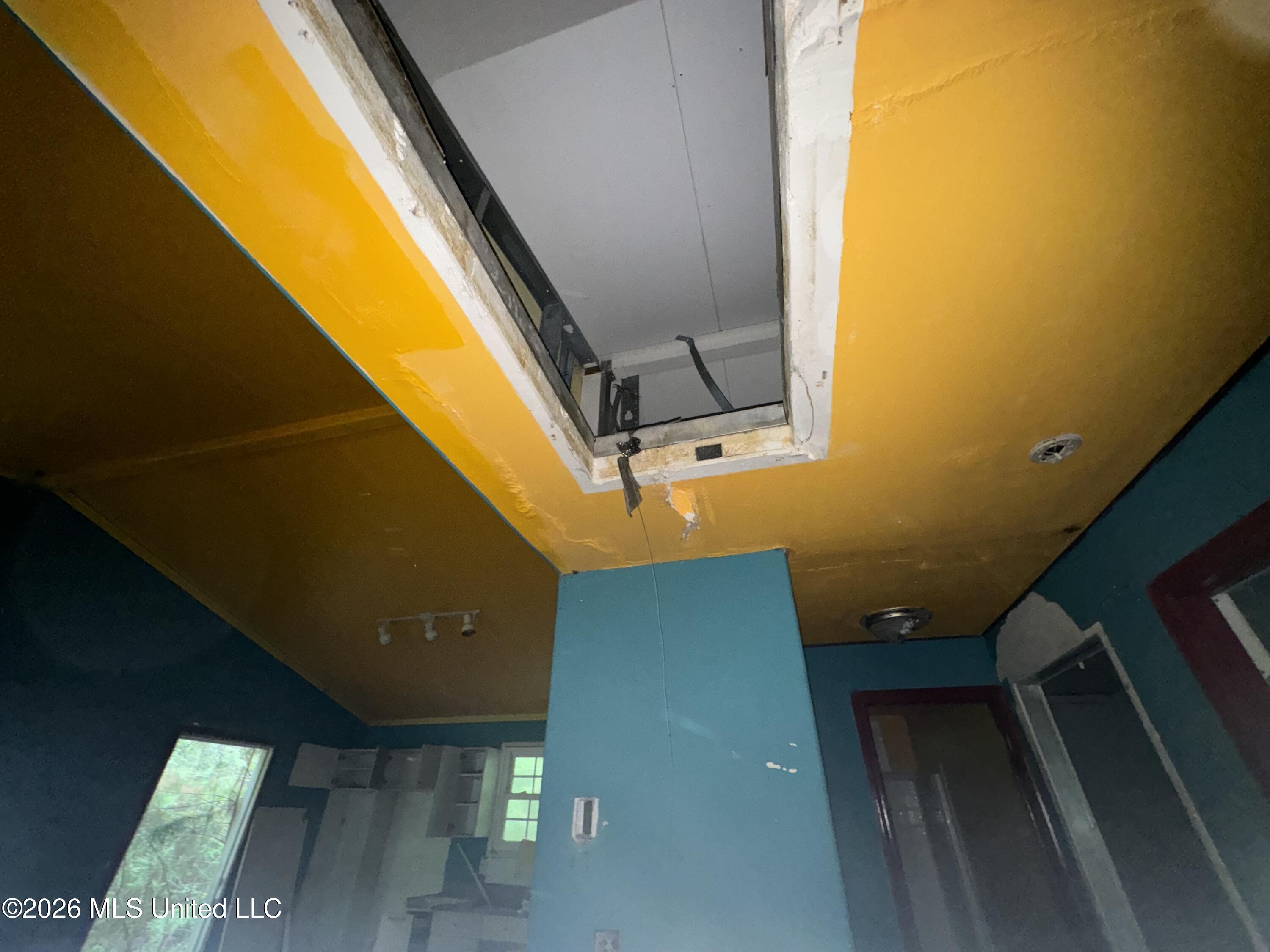 22074 Hightower Road Property Photo 10