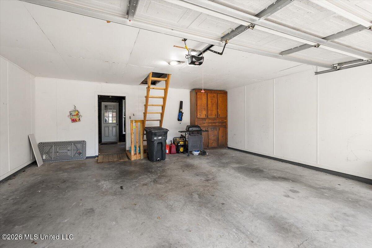 12 Lake Barnett Drive Property Photo 33