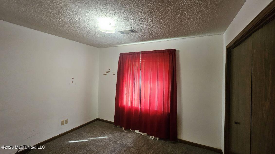 552 Central Avenue Property Photo 9